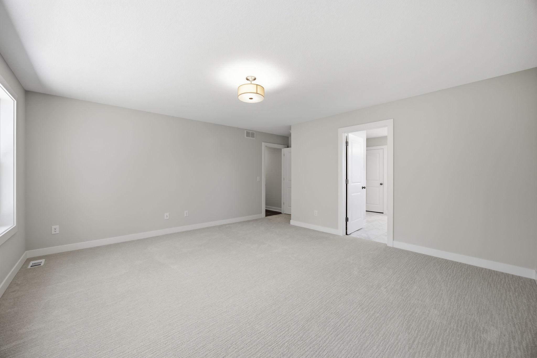 2399 Laurie Court W Property Photo 29