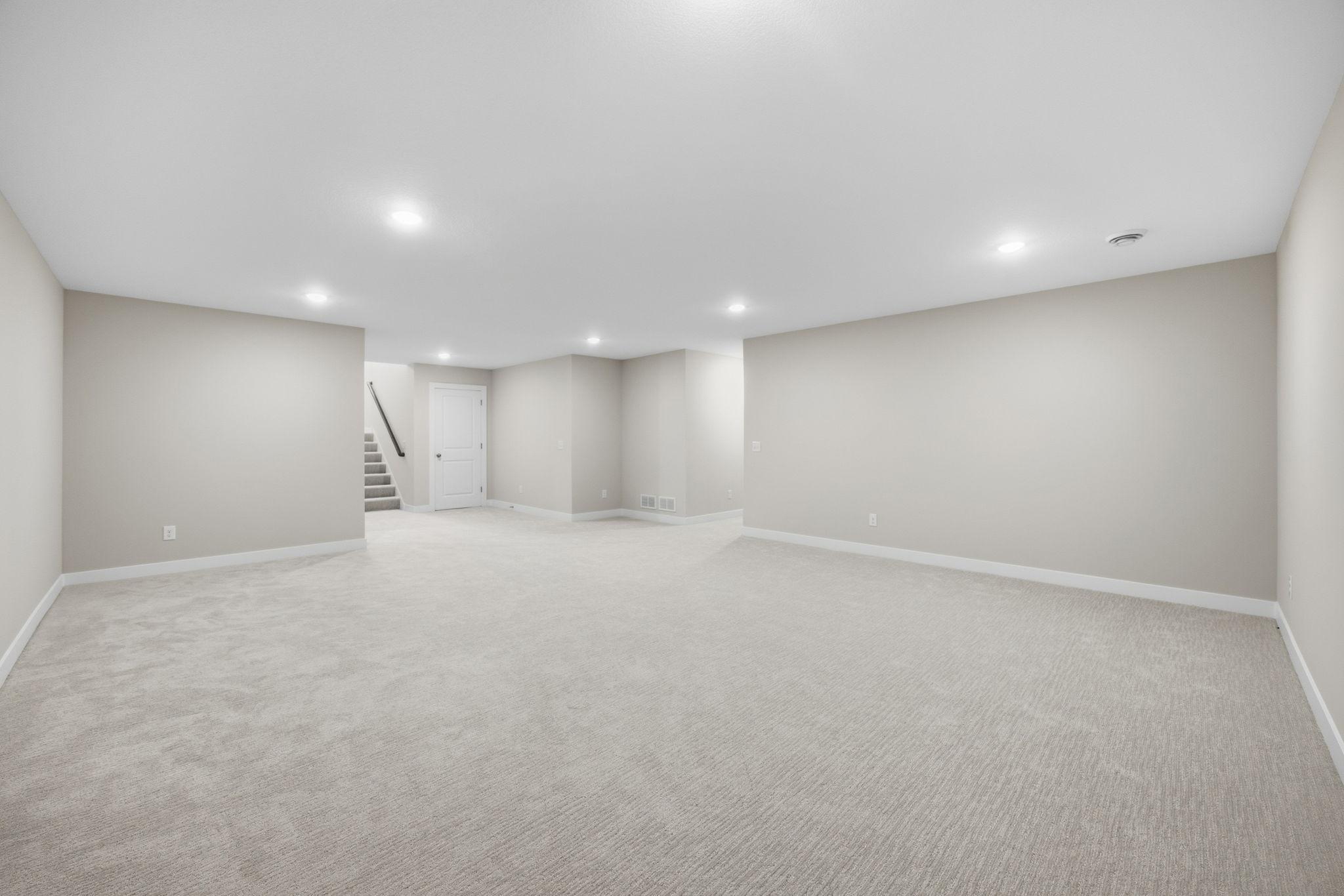 2399 Laurie Court W Property Photo 41