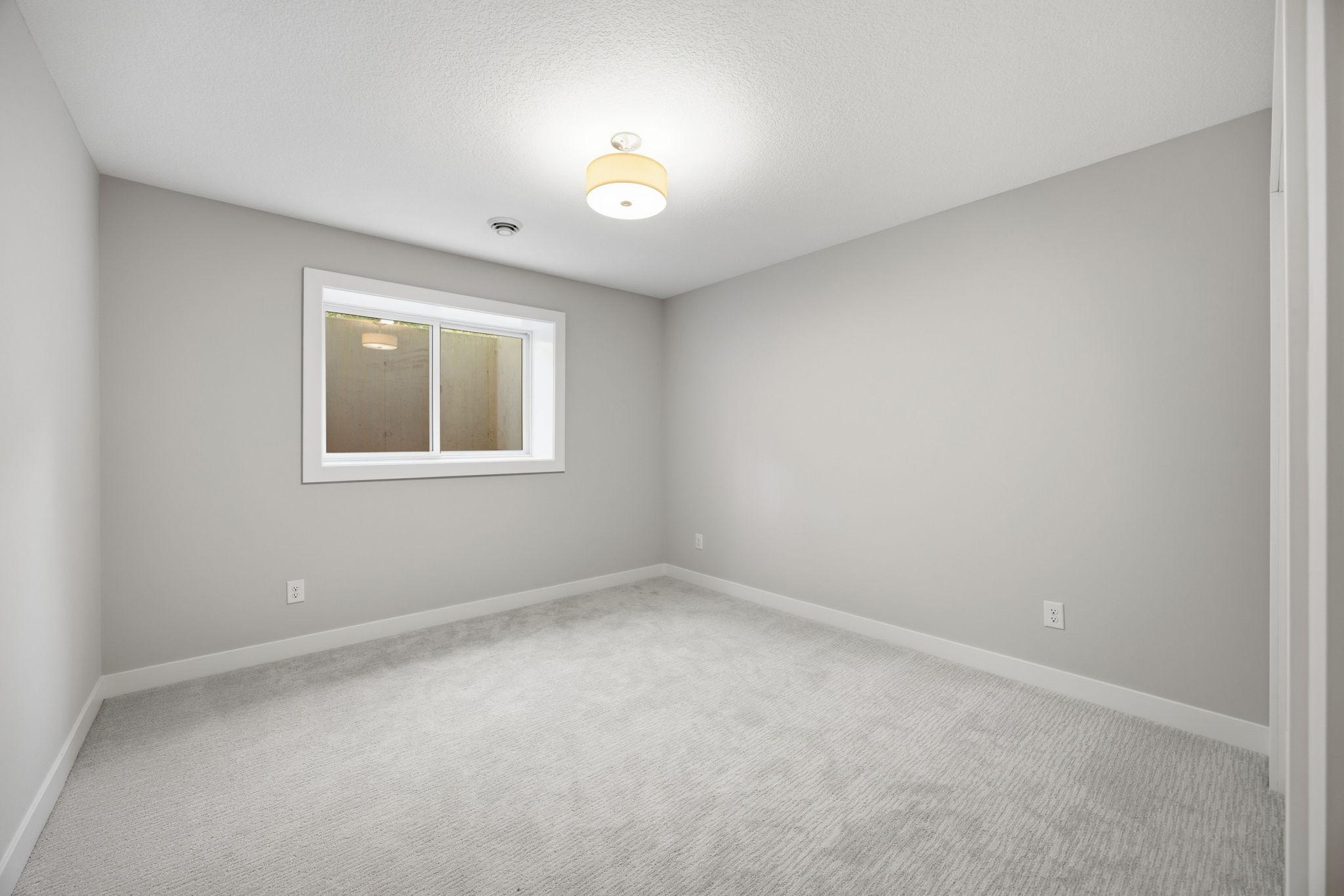 2399 Laurie Court W Property Photo 43