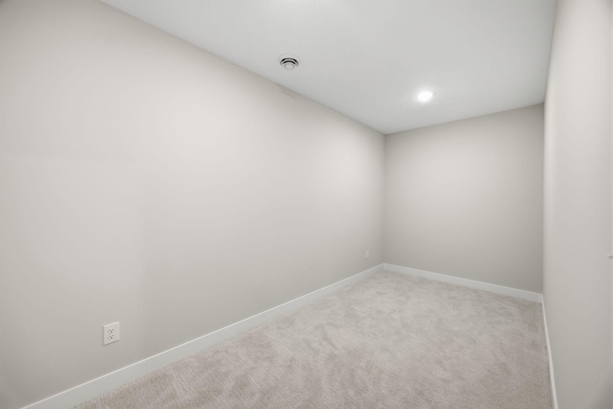 2399 Laurie Court W Property Photo 46