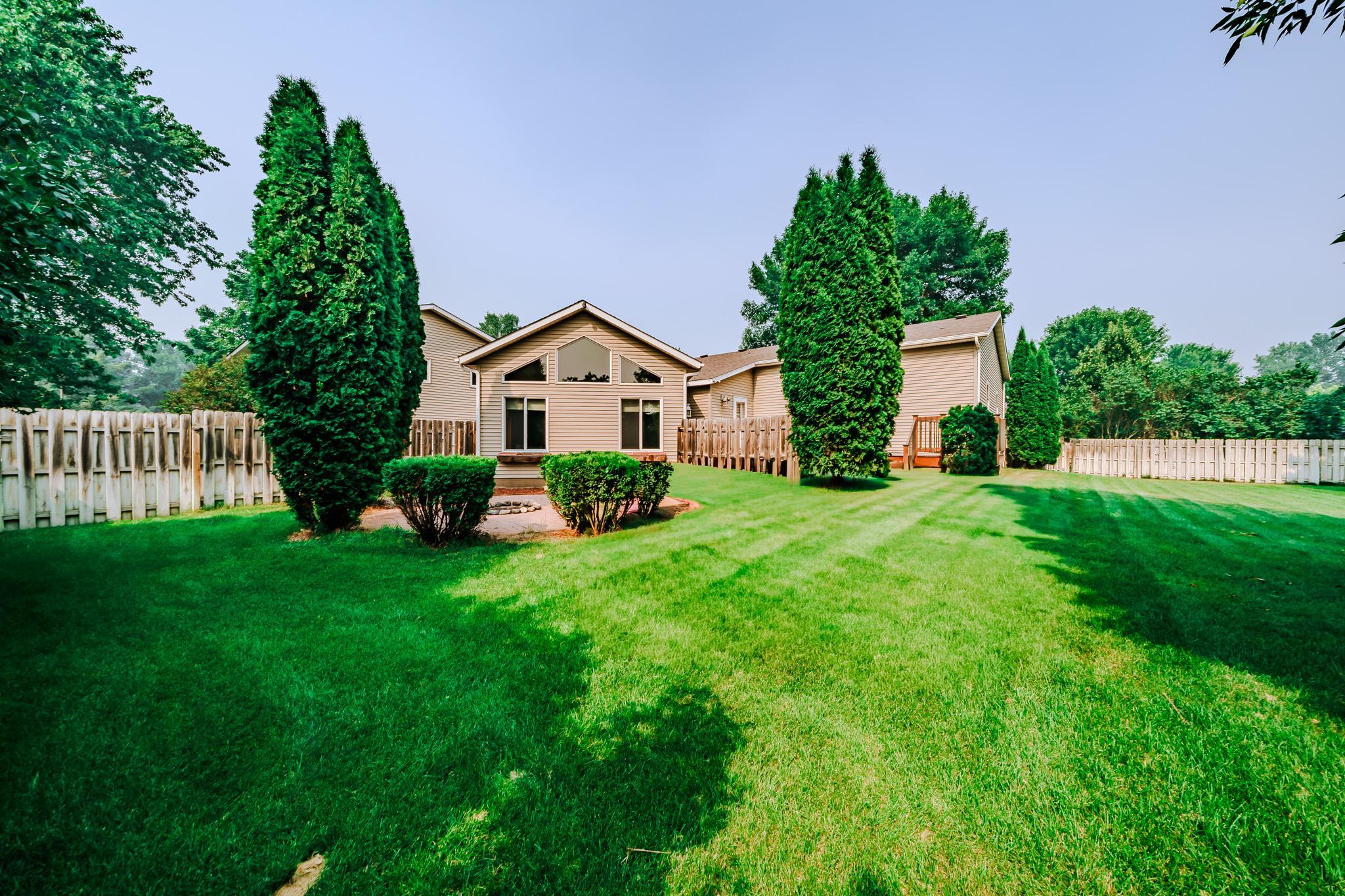 5708 Nightingale Court Property Photo 4