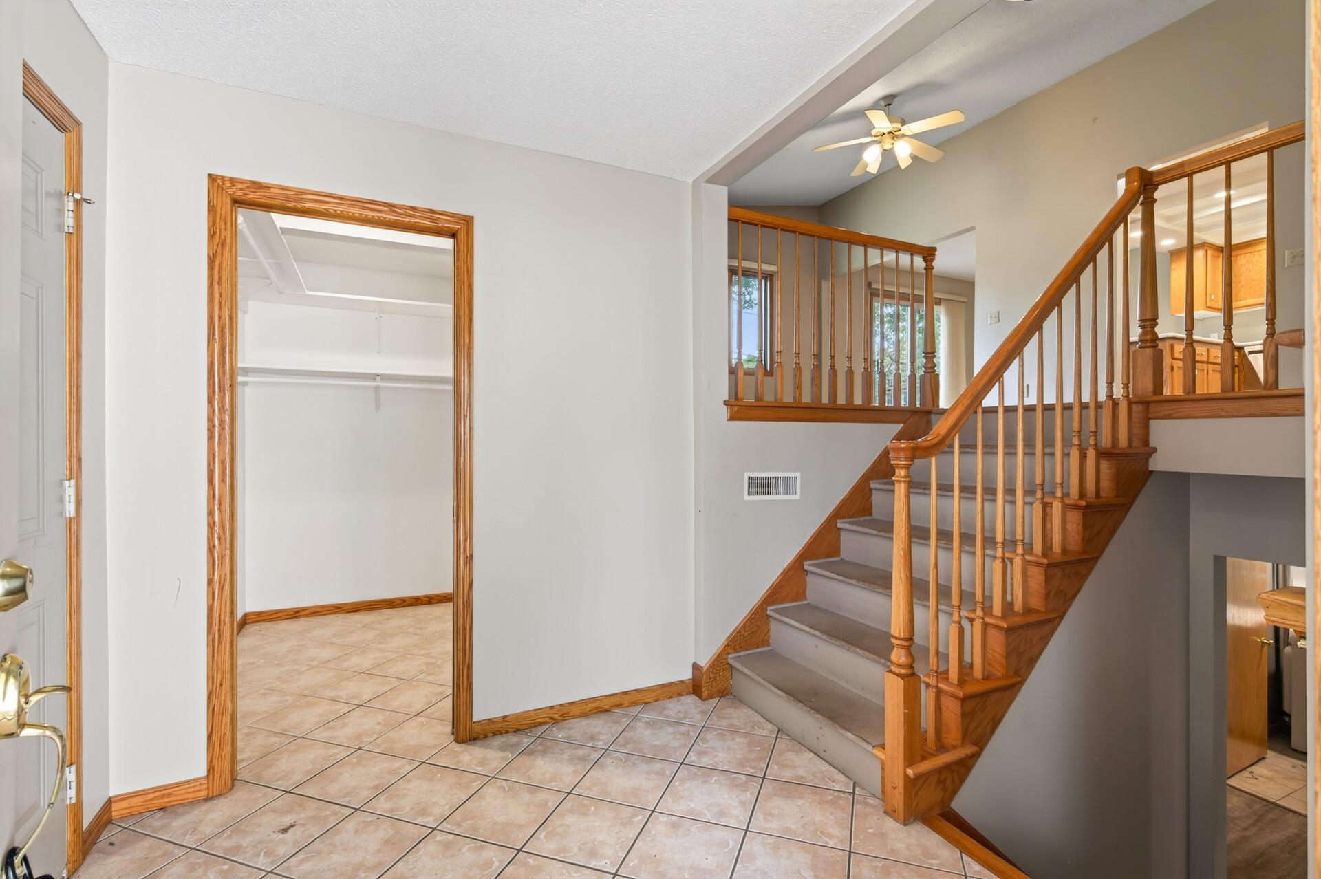 820 86th Lane Nw Property Photo 4