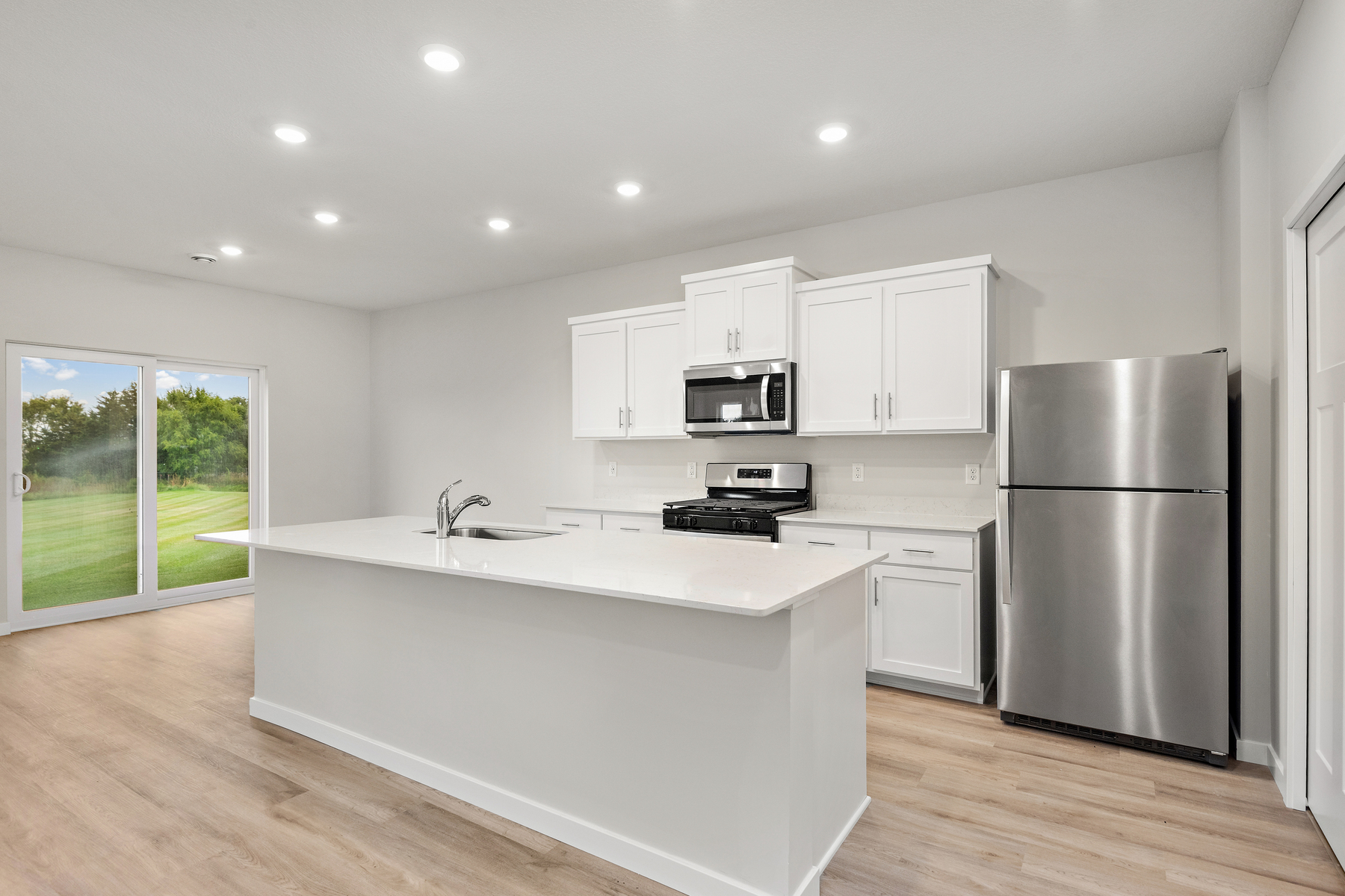 7062 139th Place Nw Property Photo 6