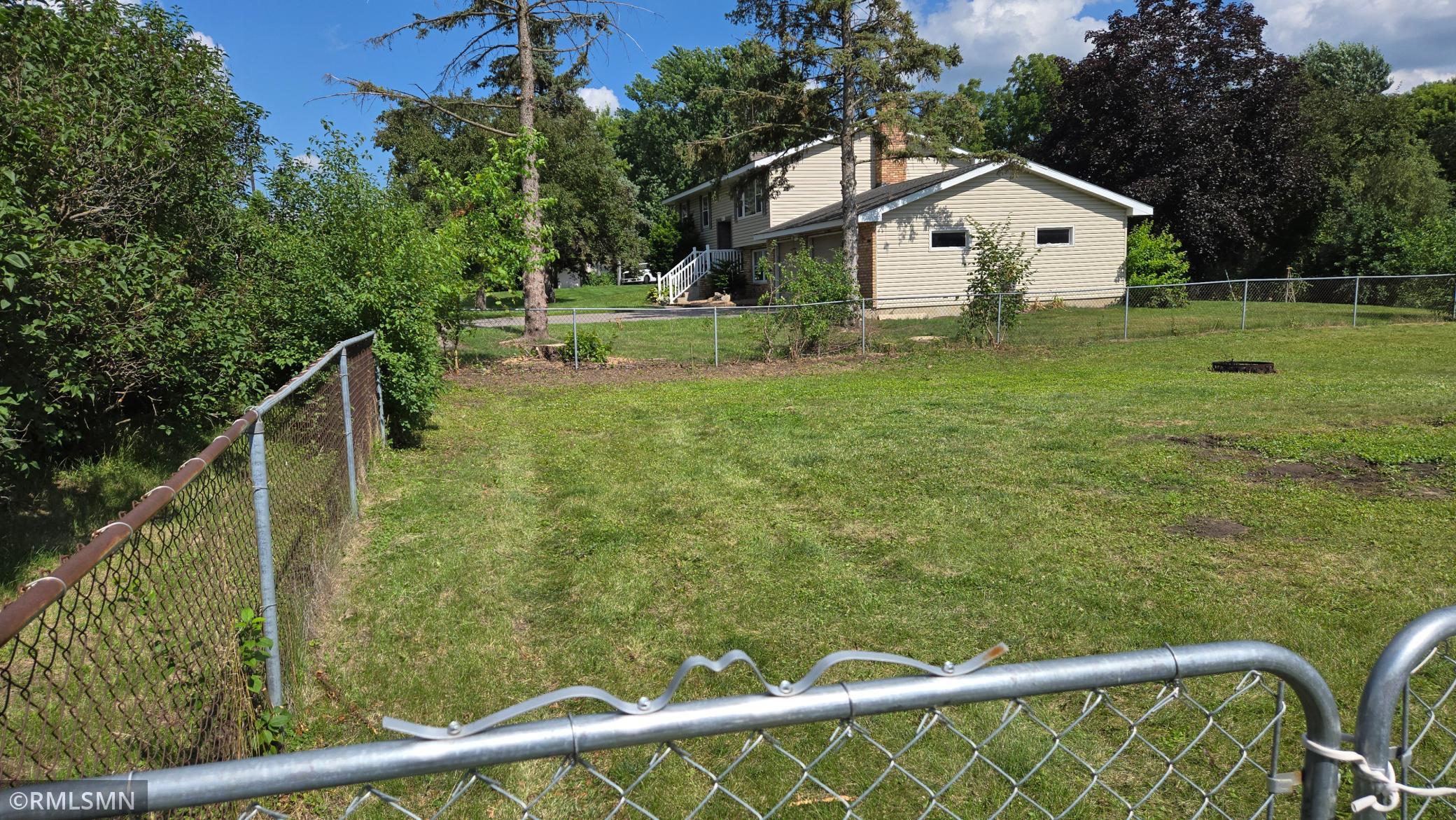 8001 Jeffery Avenue S Property Photo 23