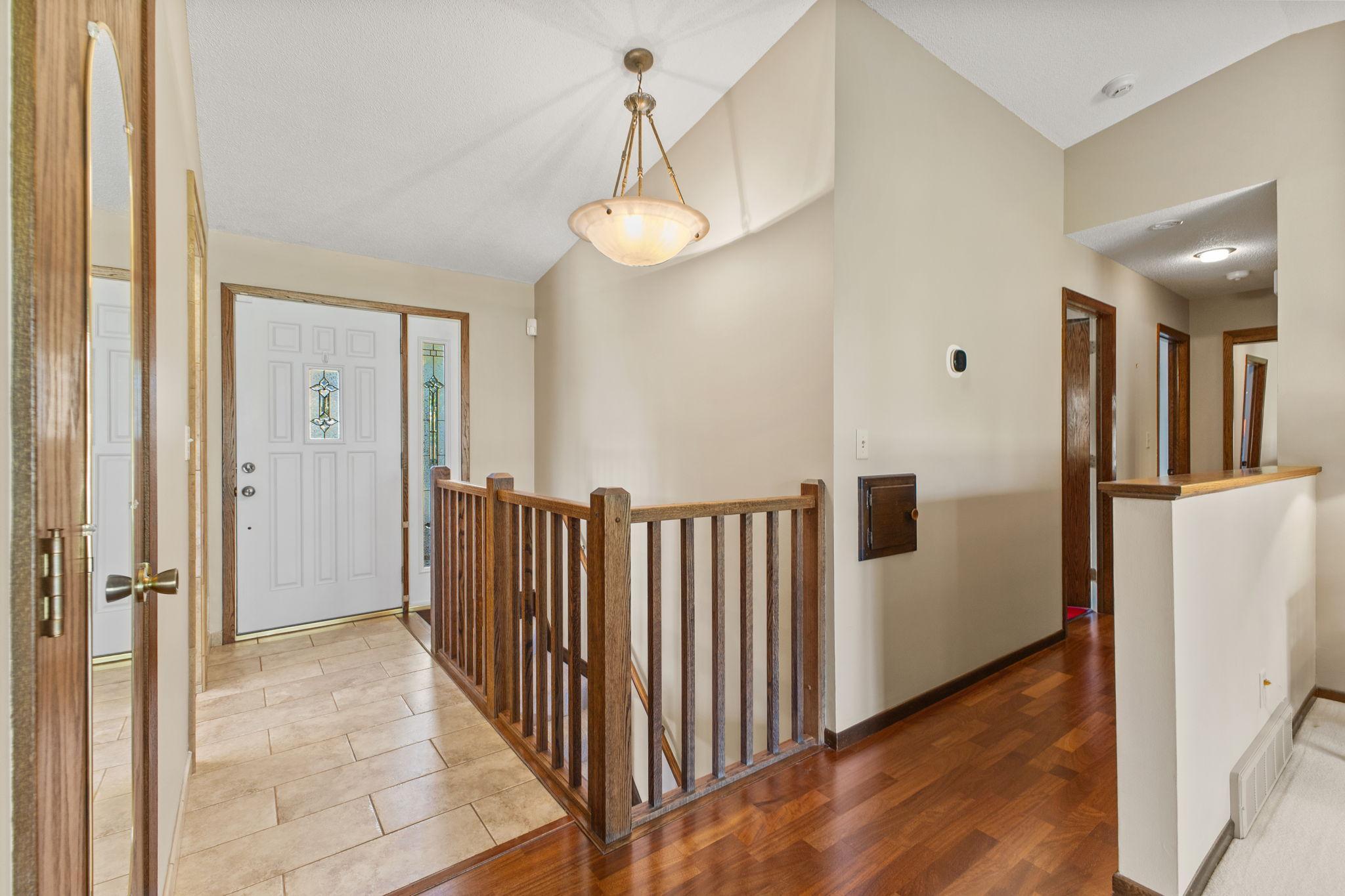 1993 Warbler Lane Property Photo 6