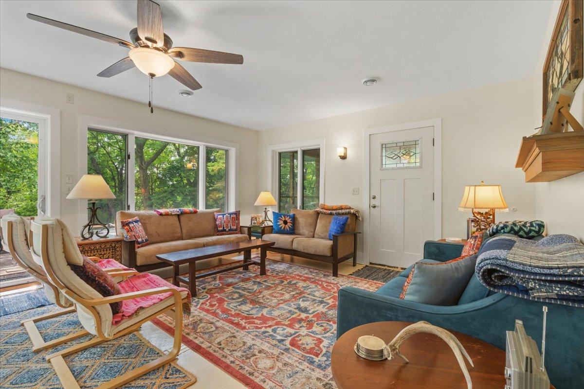 7110290 Property Photo 8