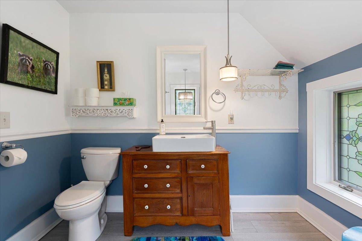 7110290 Property Photo 17