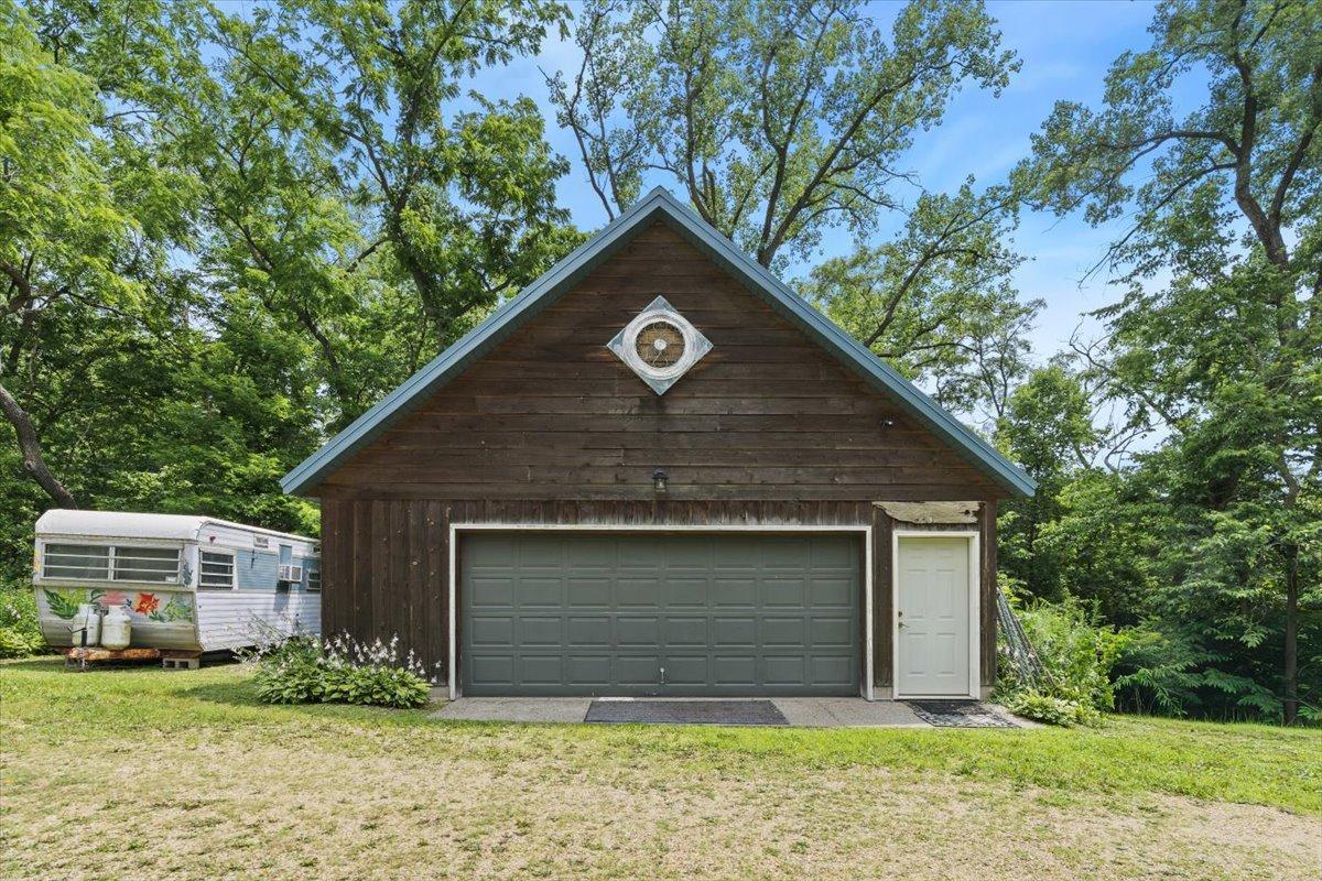 7110290 Property Photo 22