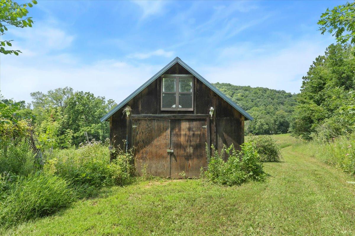 7110290 Property Photo 36
