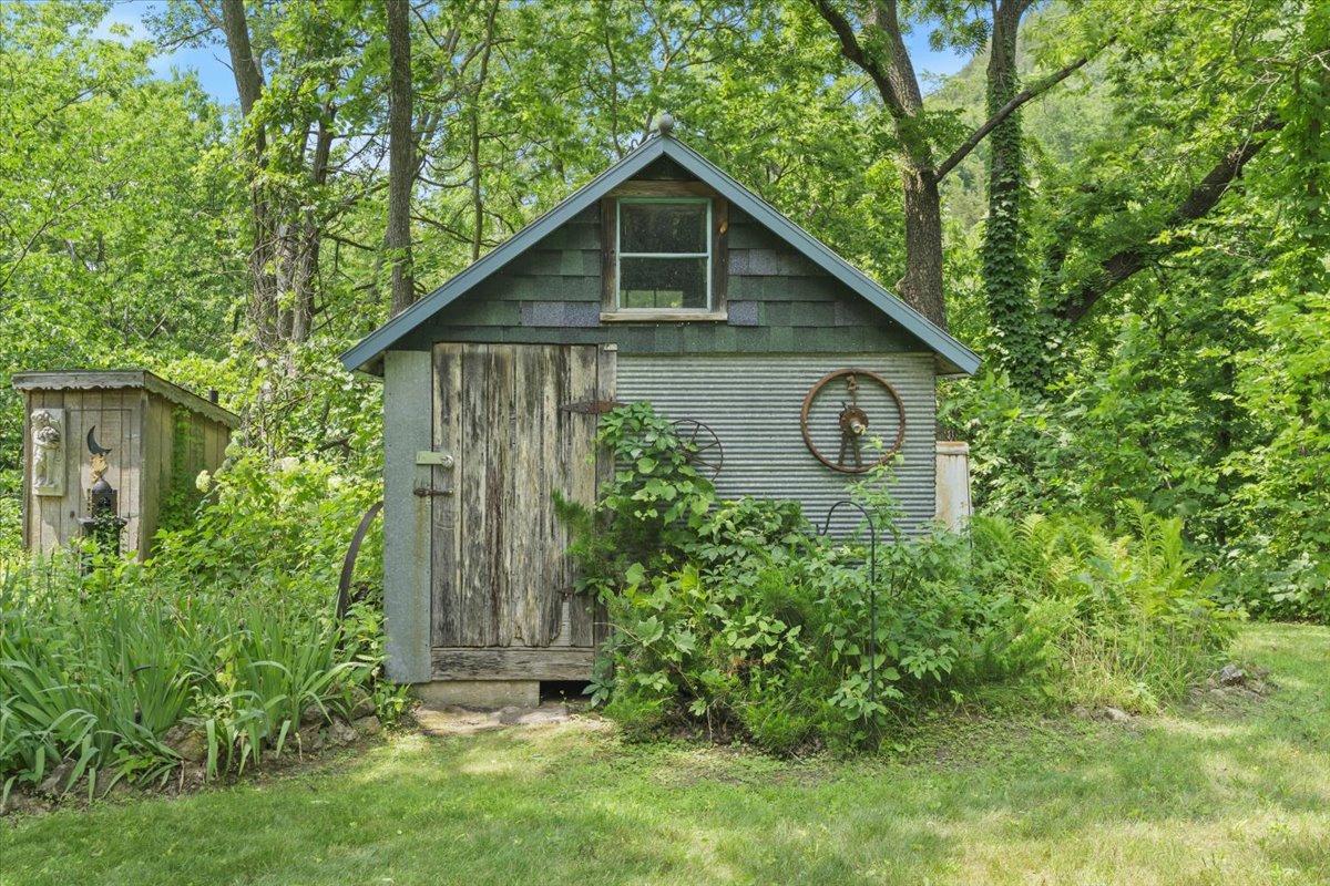 7110290 Property Photo 41