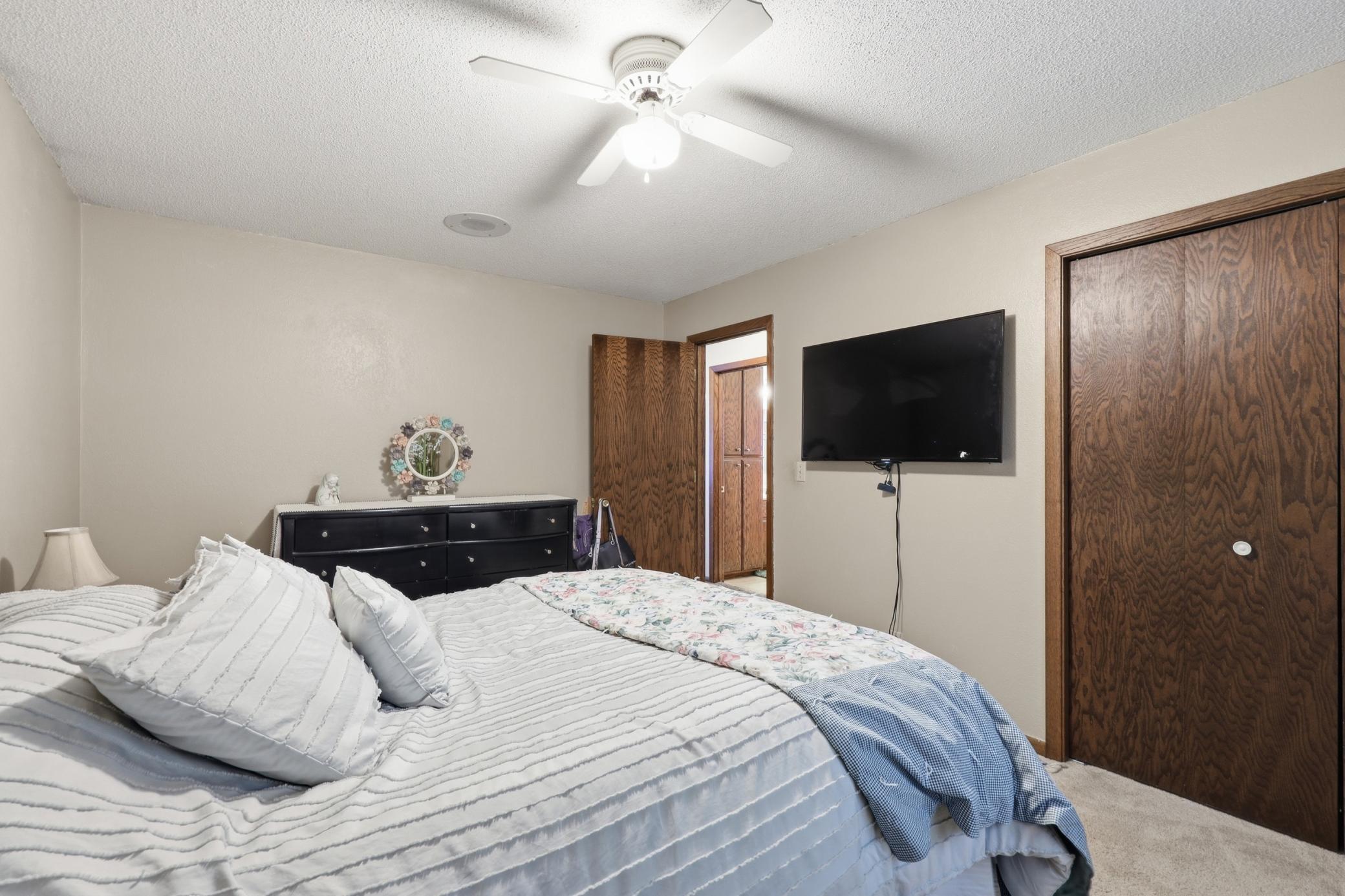 134 34th Avenue N Property Photo 11
