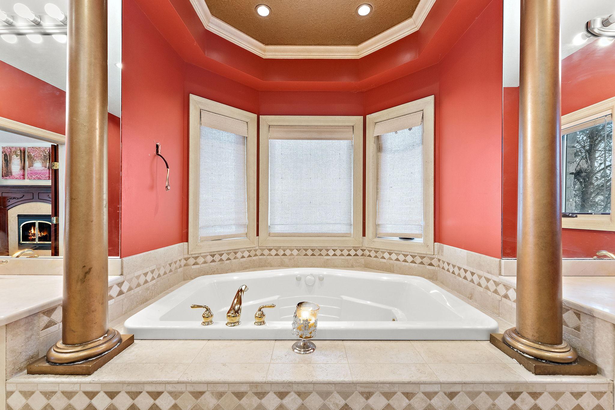 2368 Barton Avenue Nw Property Photo 48