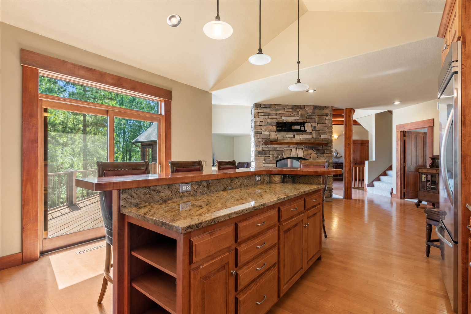 36087 West Shore Drive Property Photo 10