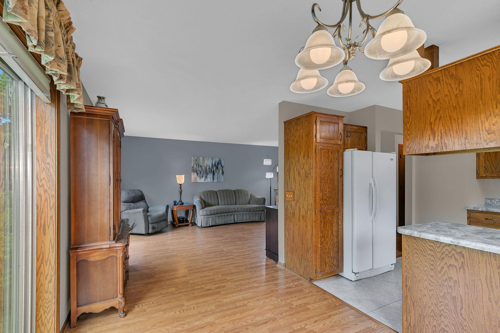 1735 Hazelwood Circle Property Photo 10