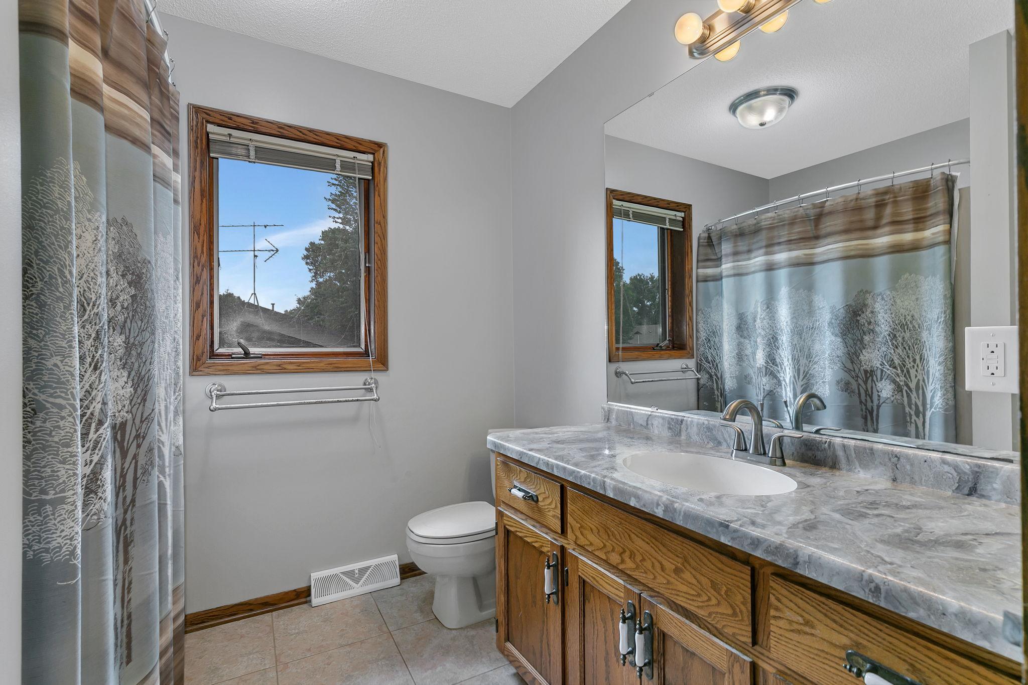 1735 Hazelwood Circle Property Photo 15