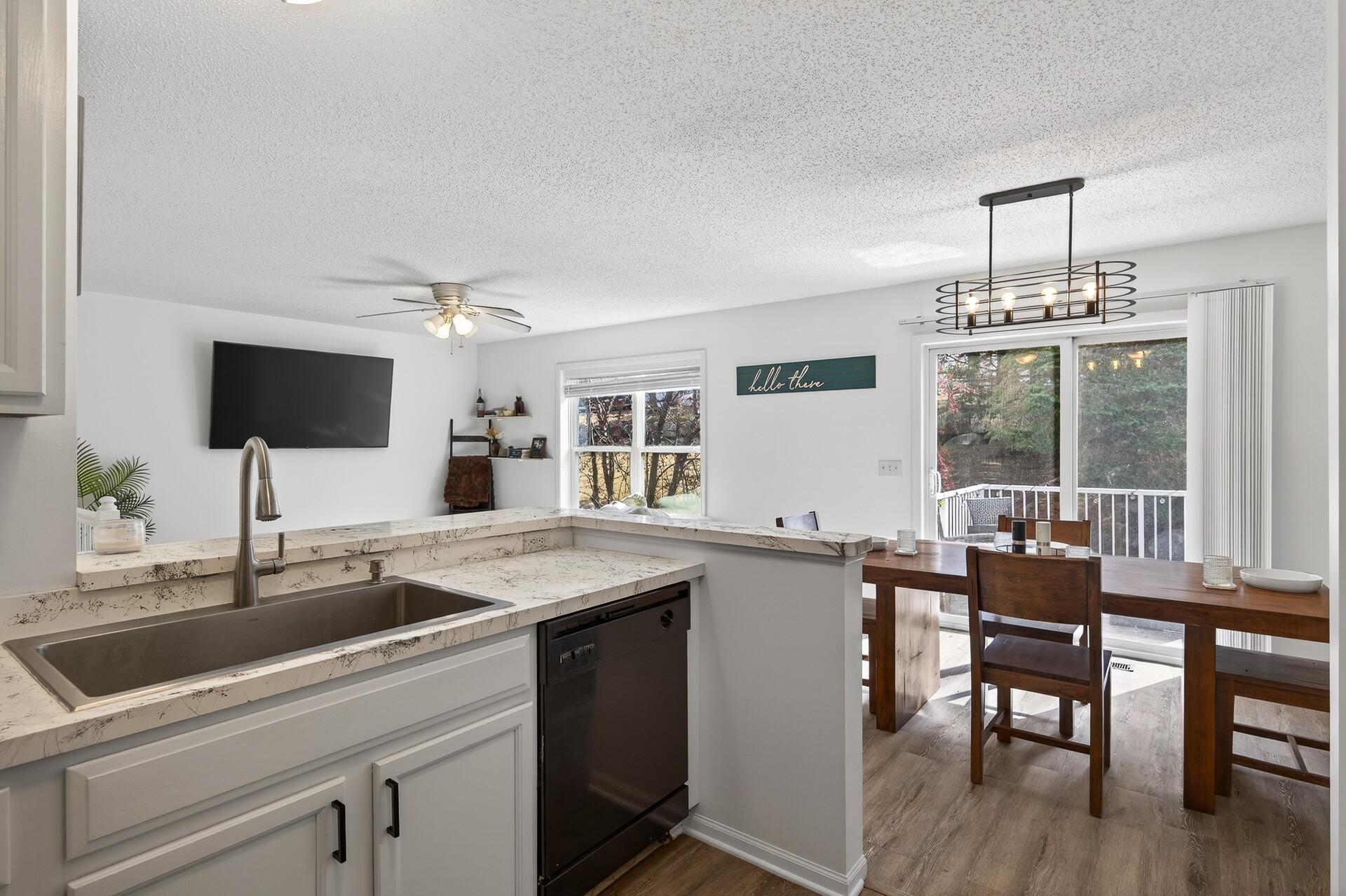 4905 Bluff Heights Trail Se Property Photo 17