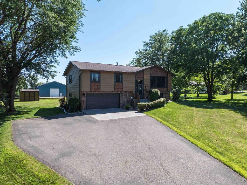 207 Maple Avenue Sw Property Photo 1