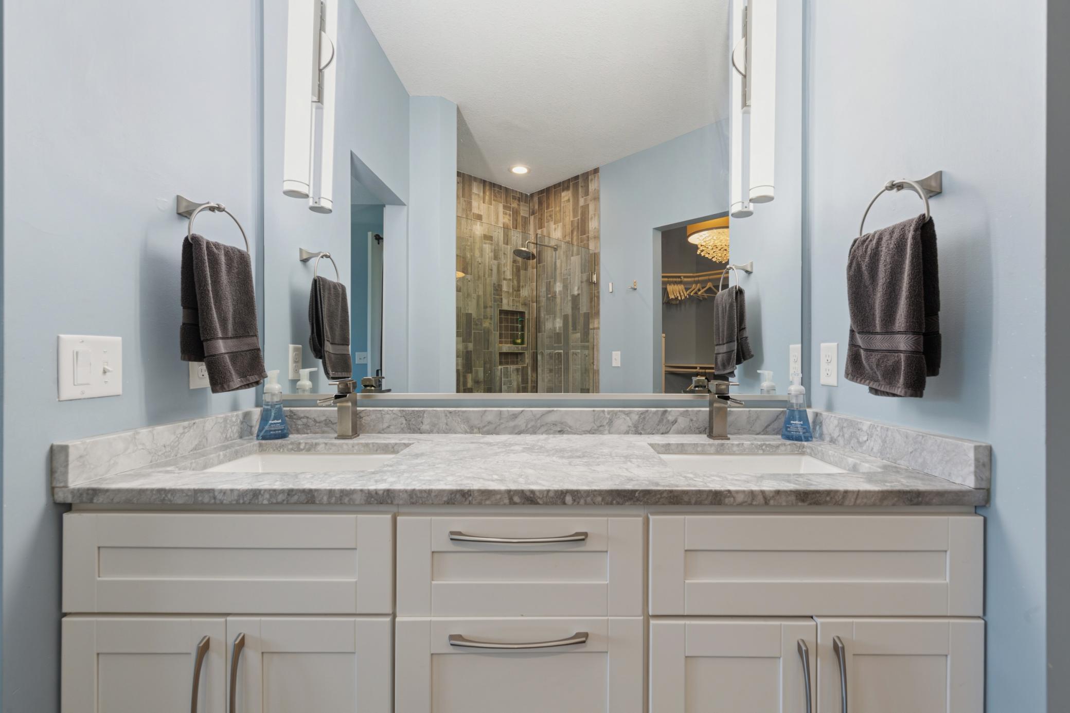 827 Vardon Court Property Photo 19
