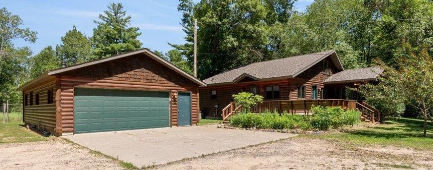 9364 Ossawinnamakee Road Property Photo 1