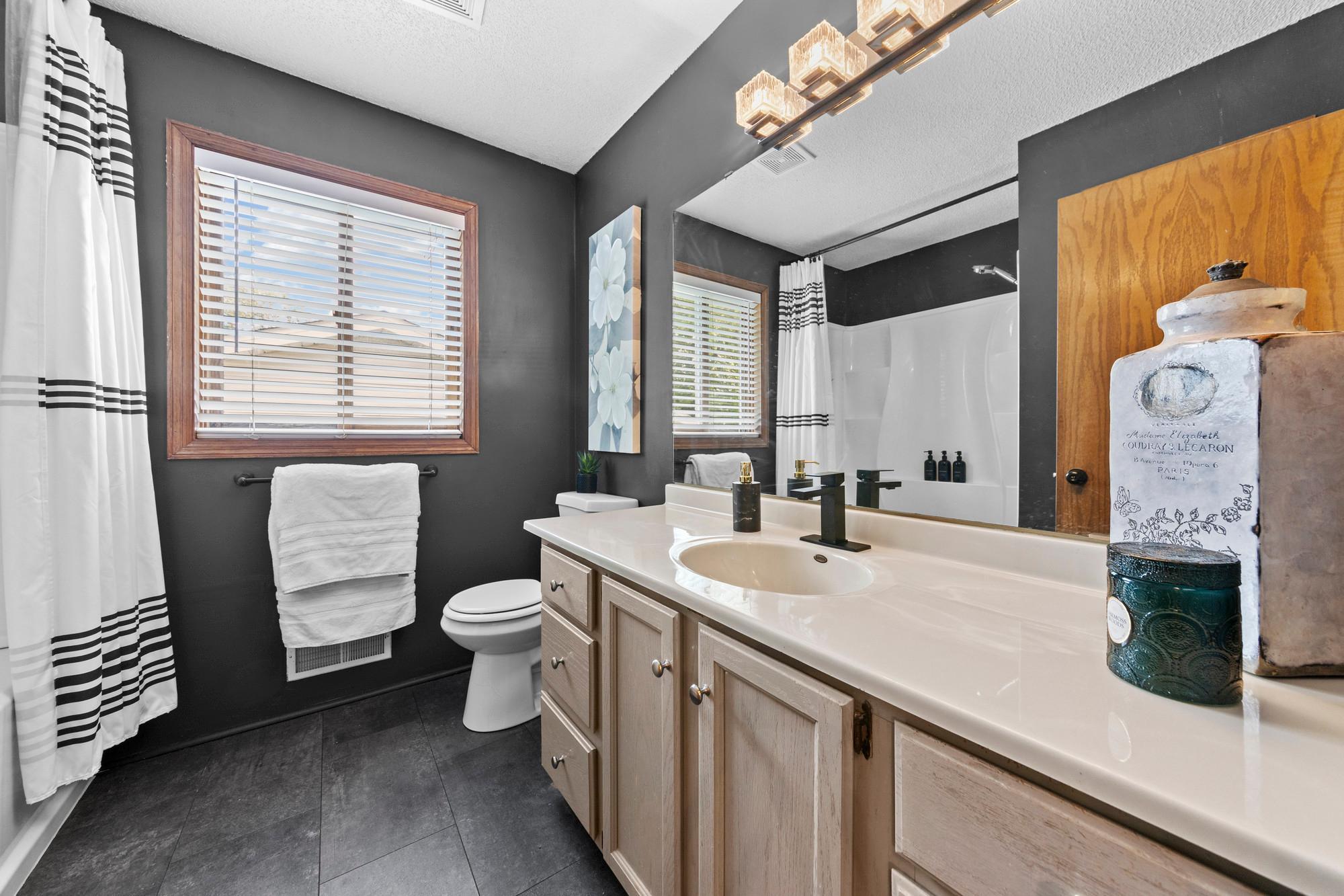 18270 Emerald Trail Property Photo 9
