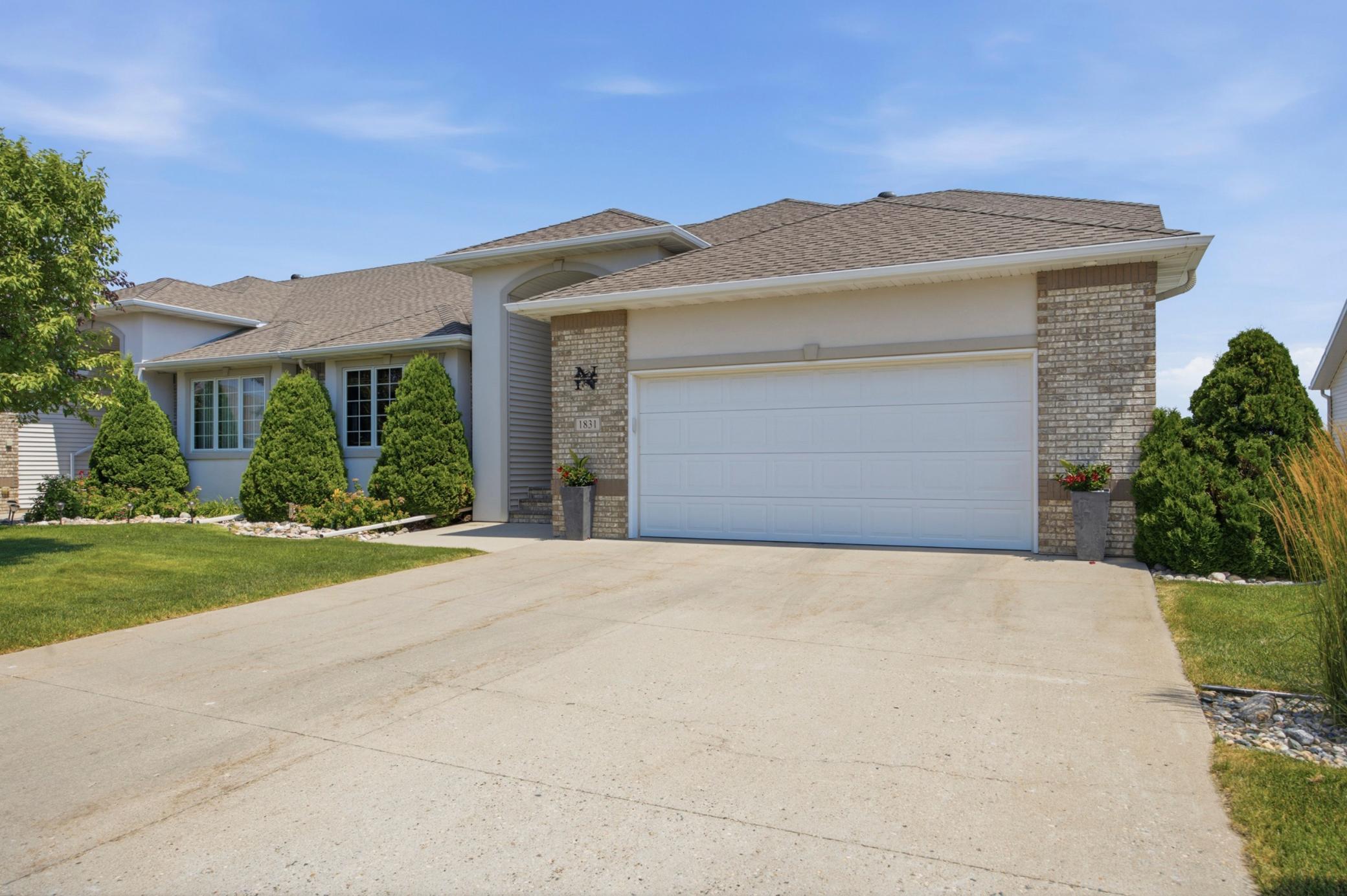 1831 Cypress Way Property Photo 2