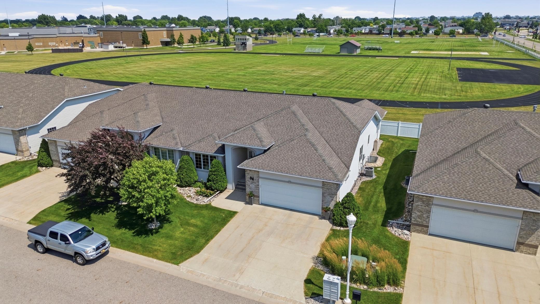 1831 Cypress Way Property Photo 3