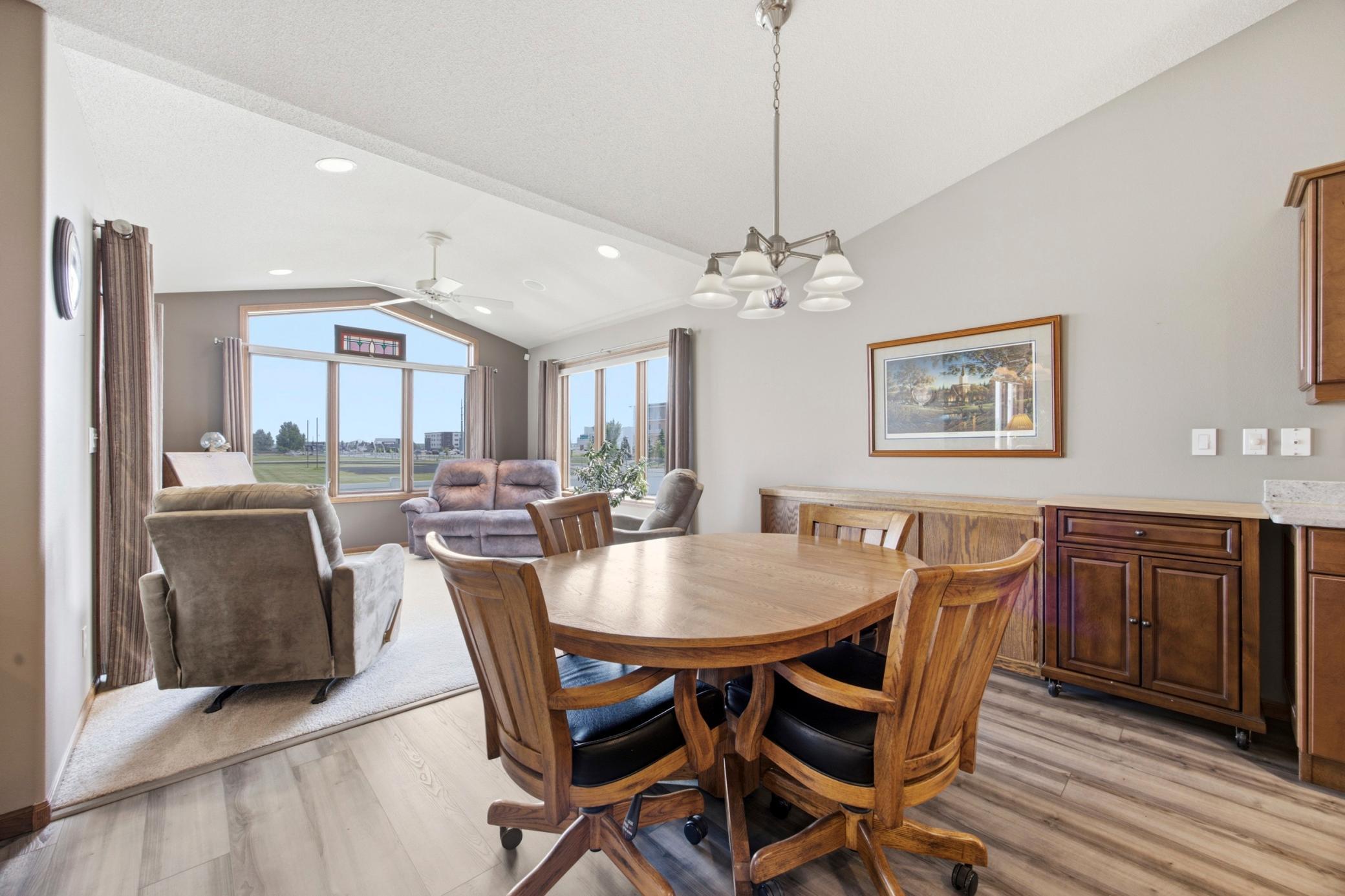 1831 Cypress Way Property Photo 13