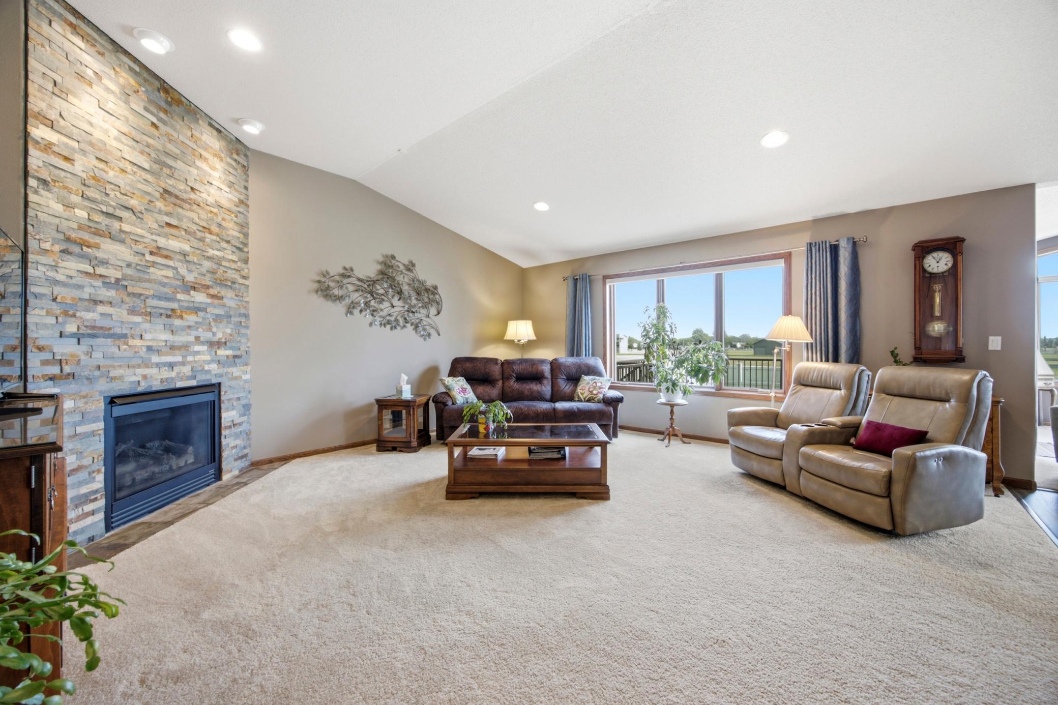 1831 Cypress Way Property Photo 15