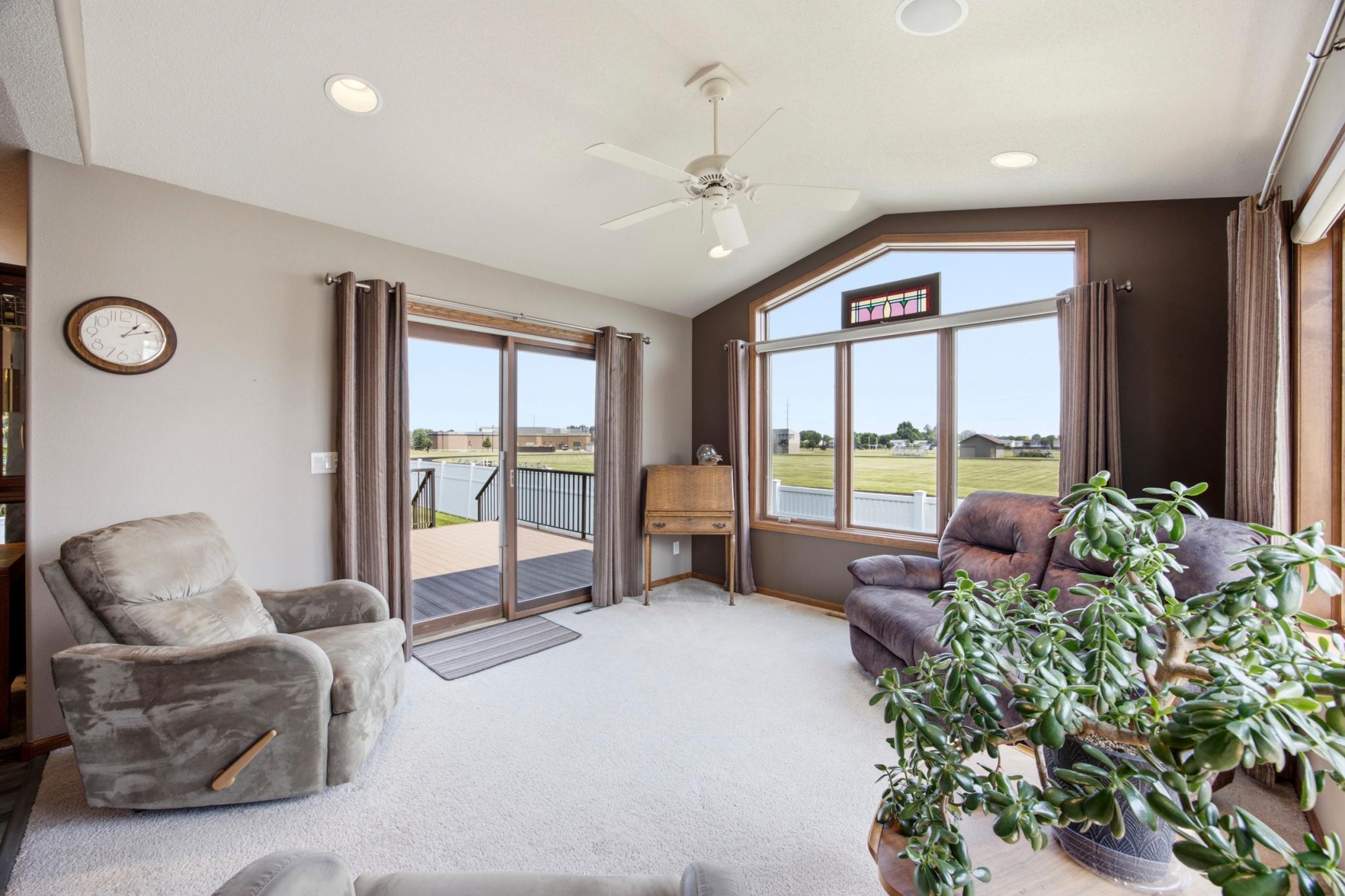 1831 Cypress Way Property Photo 17