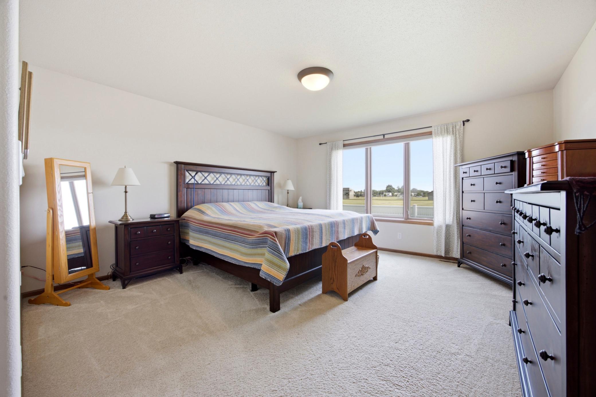 1831 Cypress Way Property Photo 18