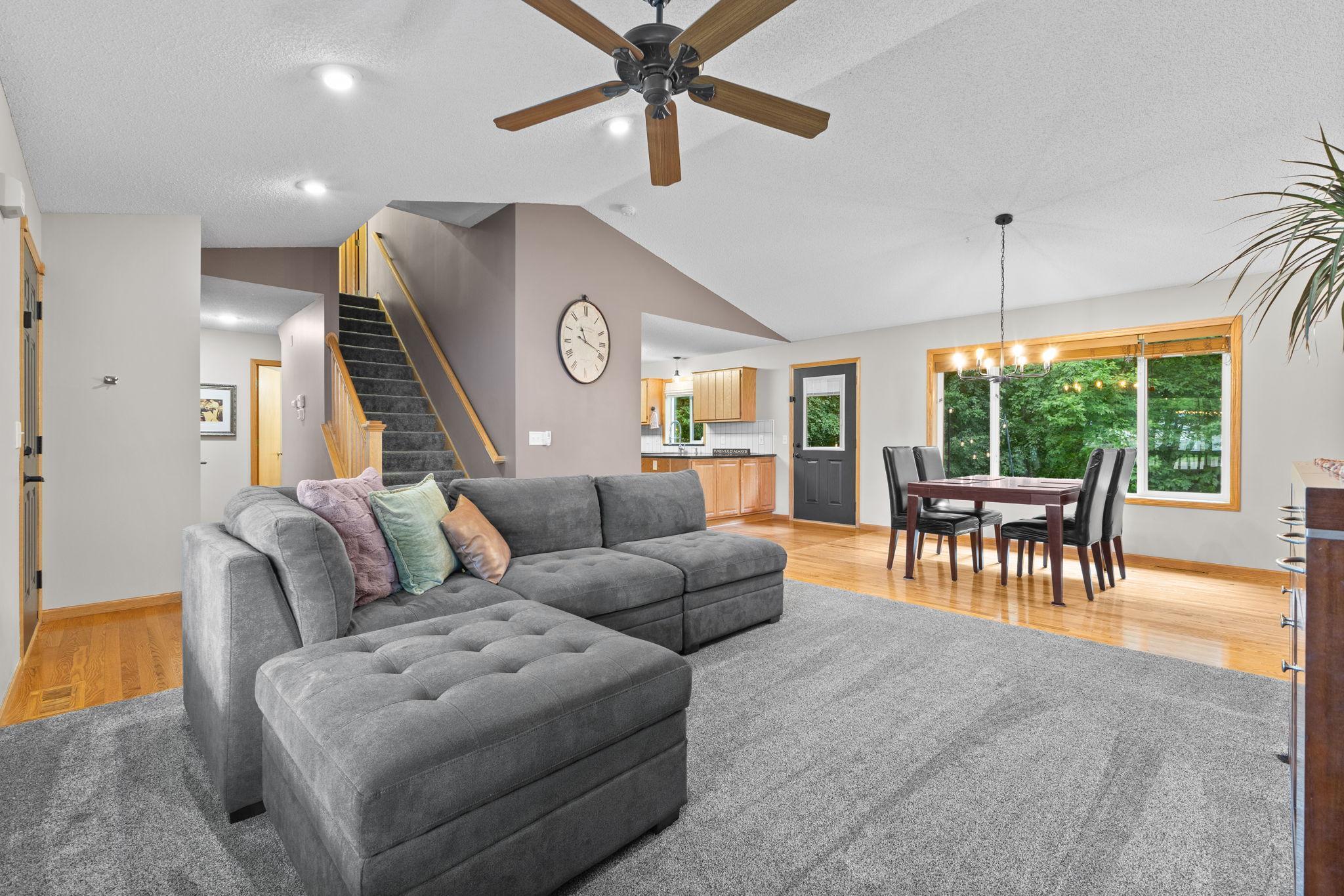 23593 Flora Court Nw Property Photo 11
