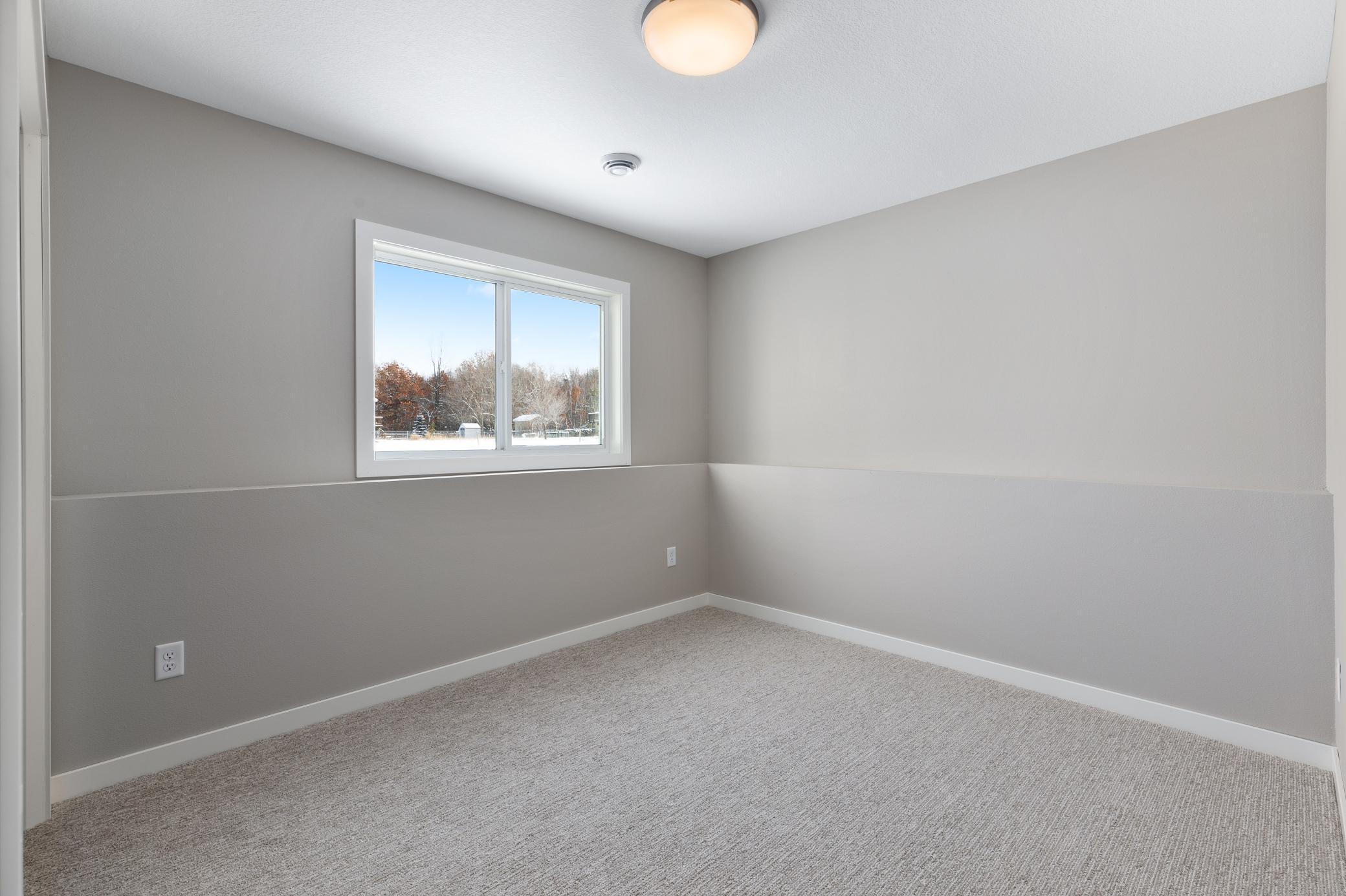 11381 Andrew Street Property Photo 8