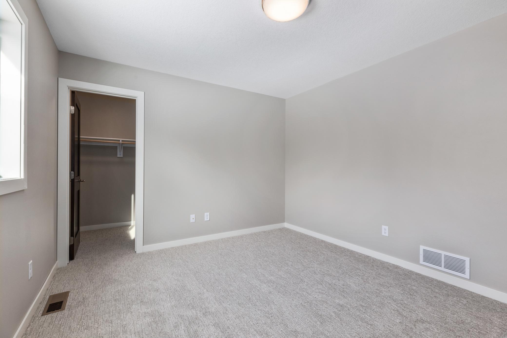 11381 Andrew Street Property Photo 19