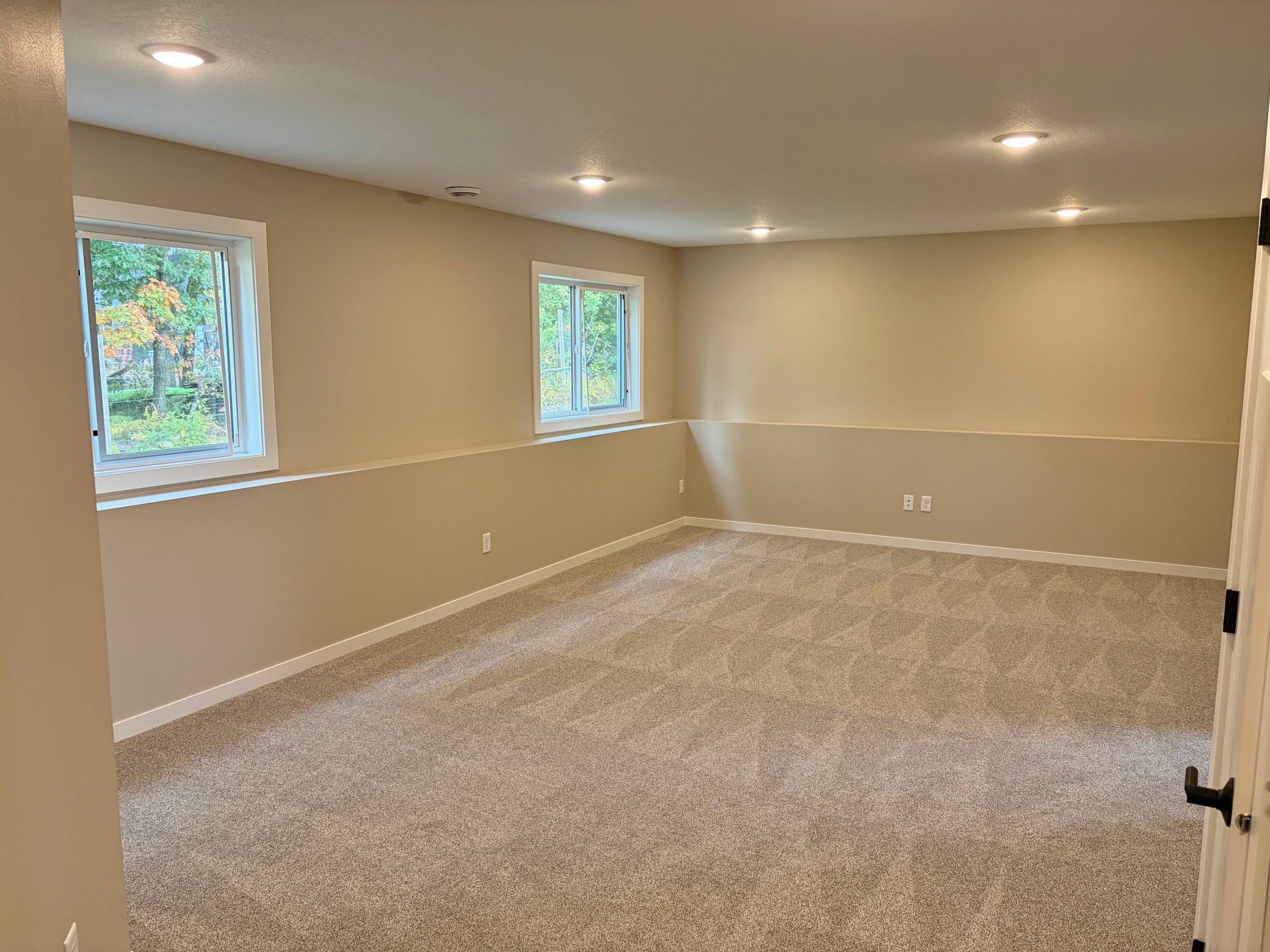 11477 Andrew Street Property Photo 16