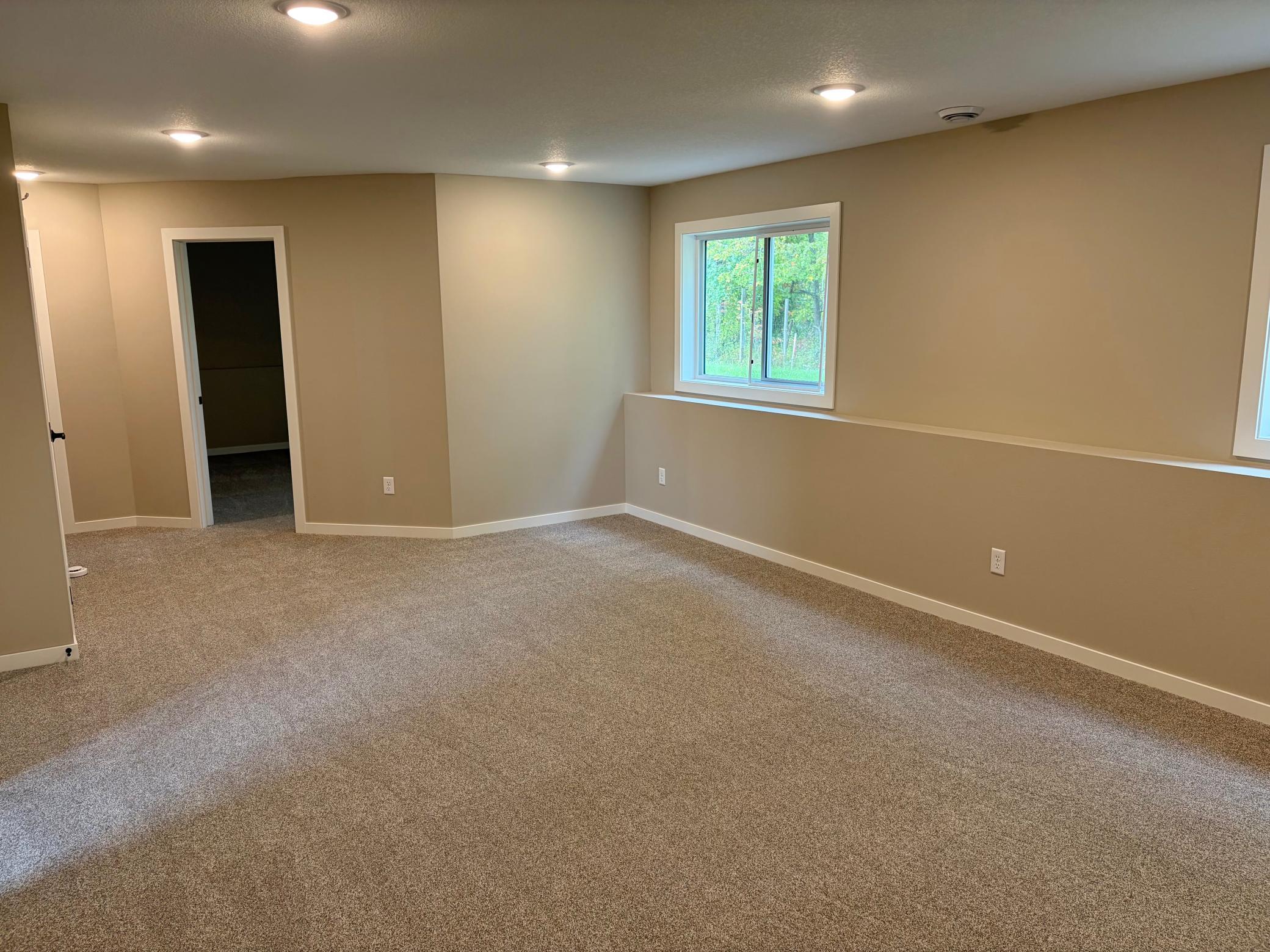 11477 Andrew Street Property Photo 19