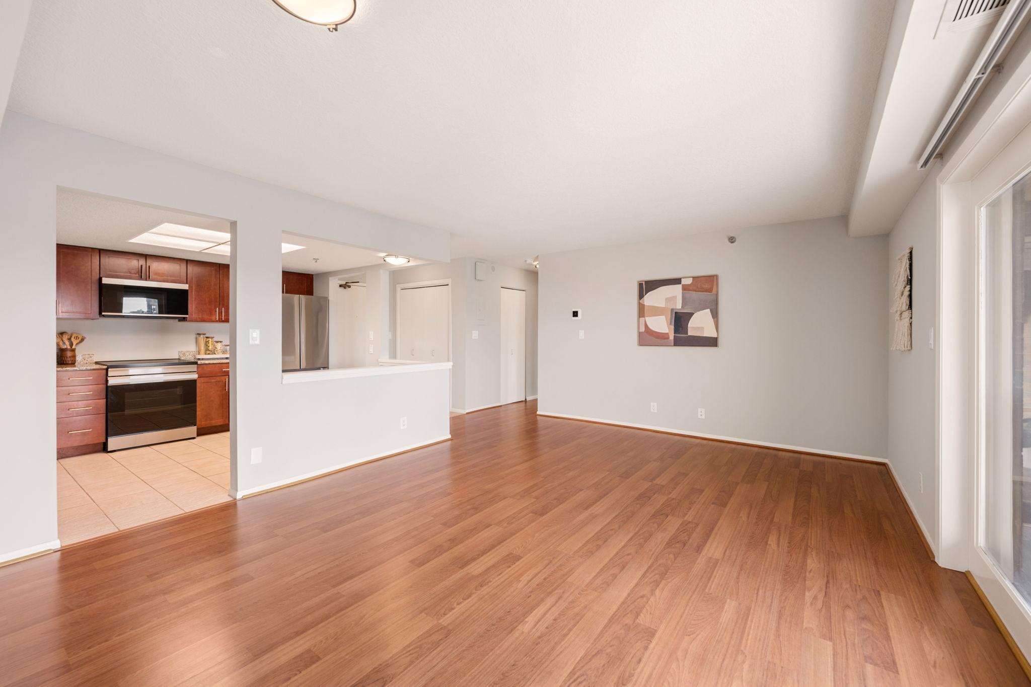 110 1st Avenue Ne F704 Property Photo 15