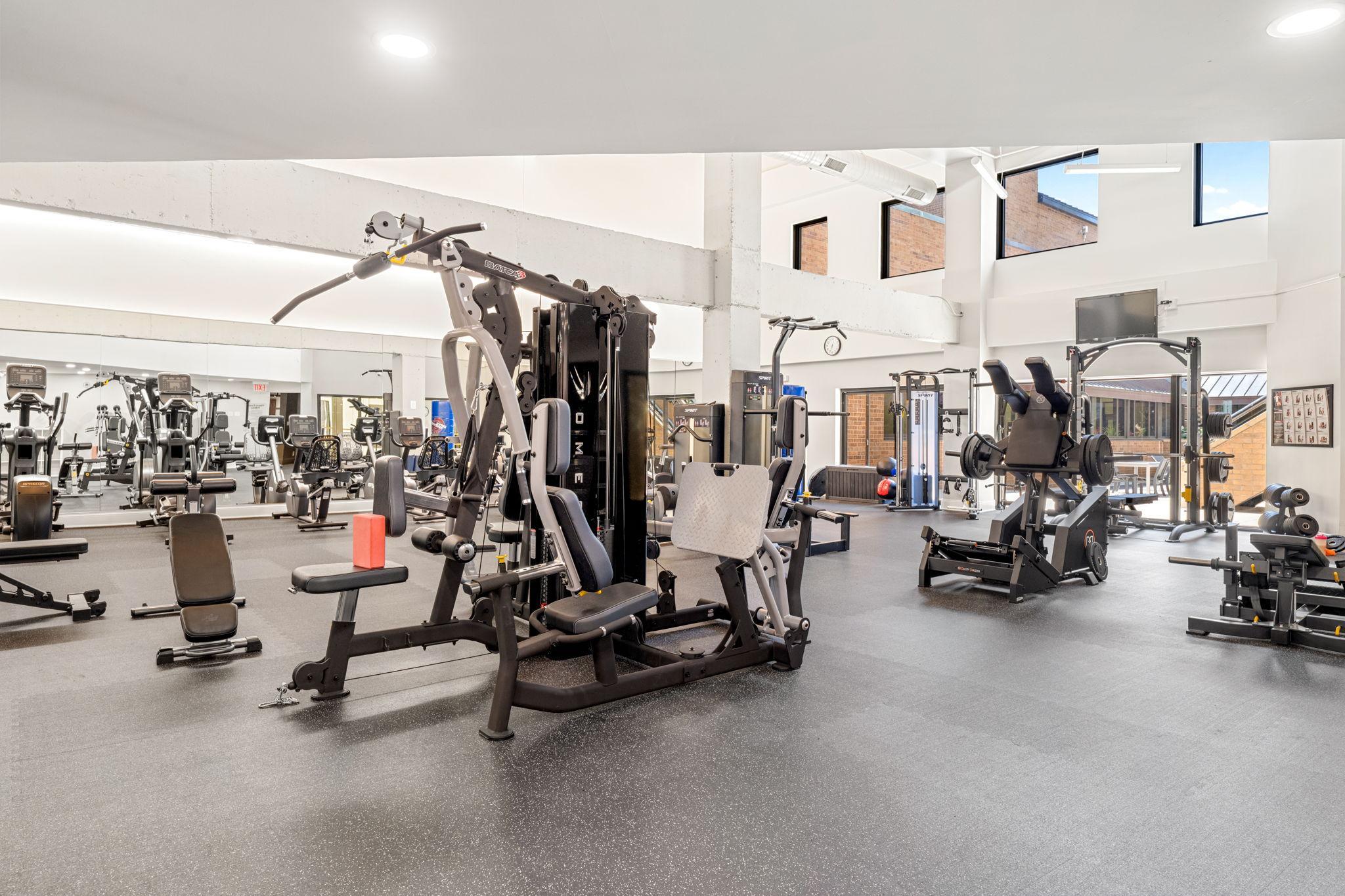 110 1st Avenue Ne F704 Property Photo 38