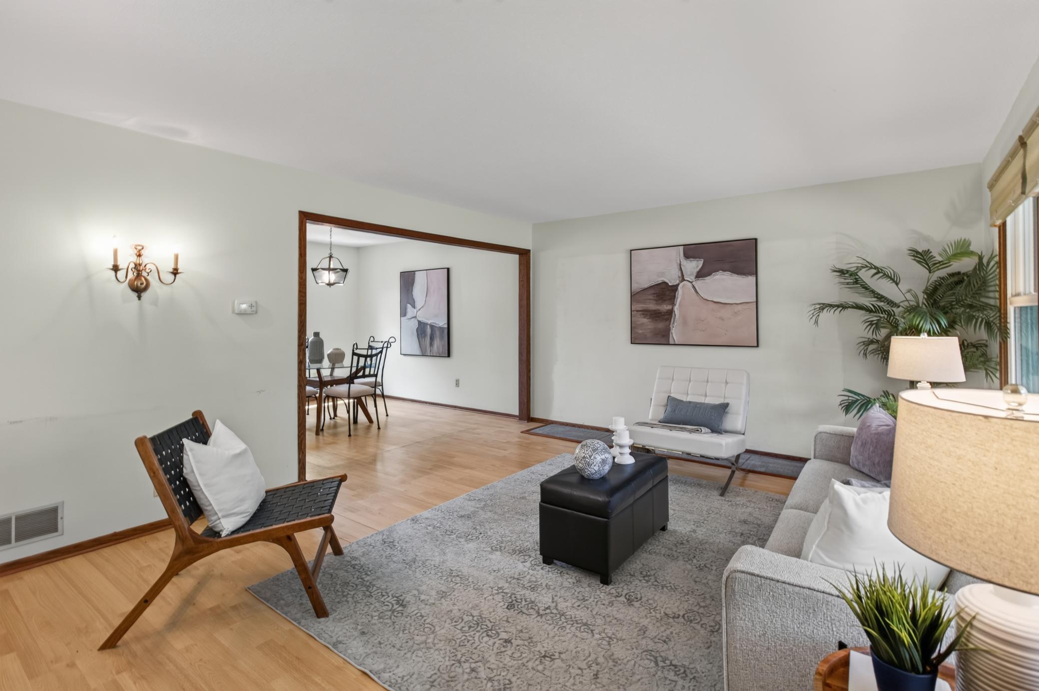 1772 Eldridge Avenue W Property Photo 4