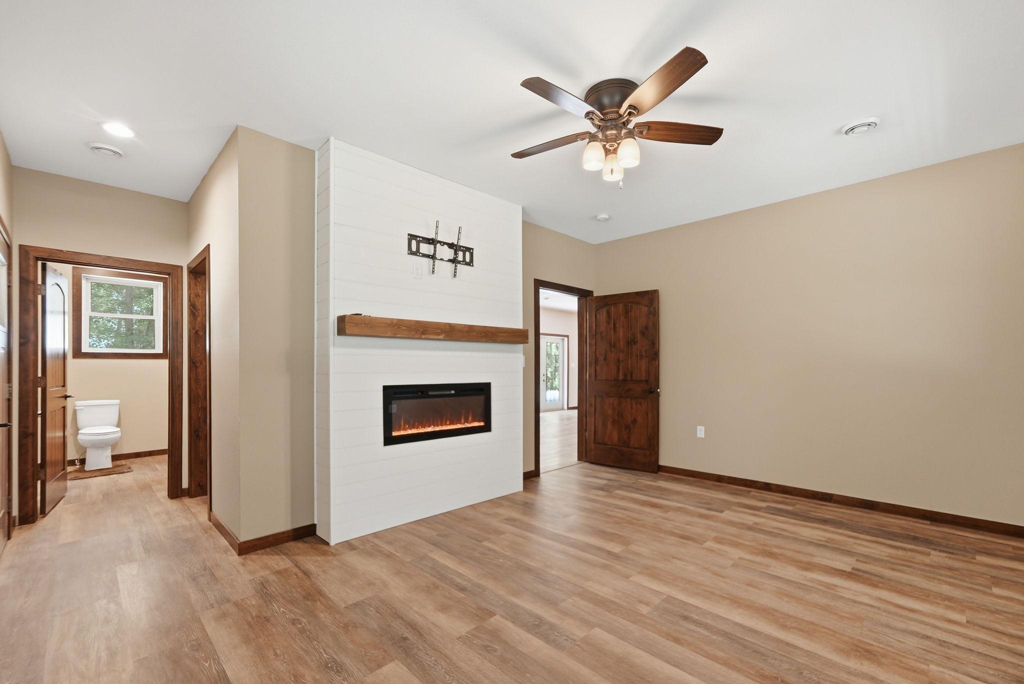 996 190th Street N Property Photo 25