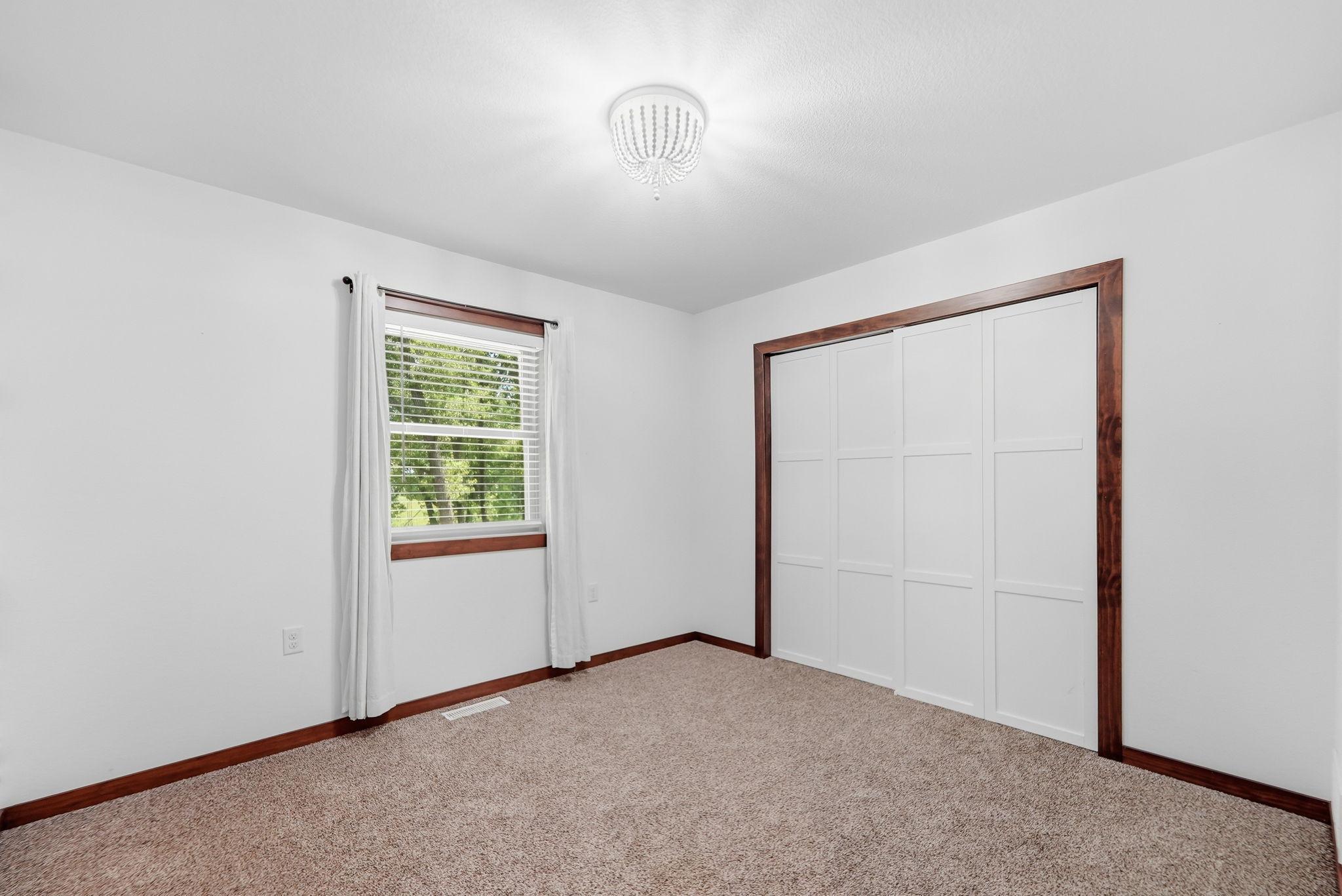 996 190th Street N Property Photo 40