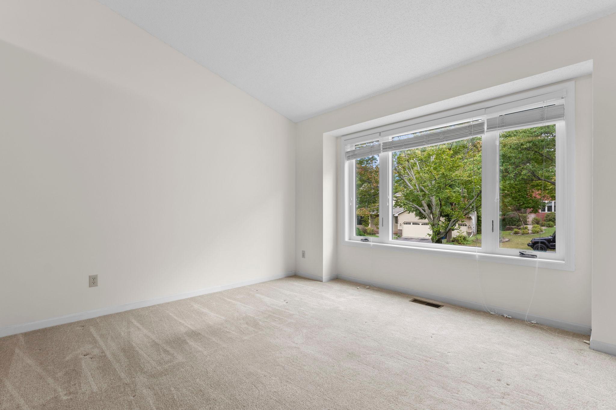 18887 Elgin Avenue Property Photo 7