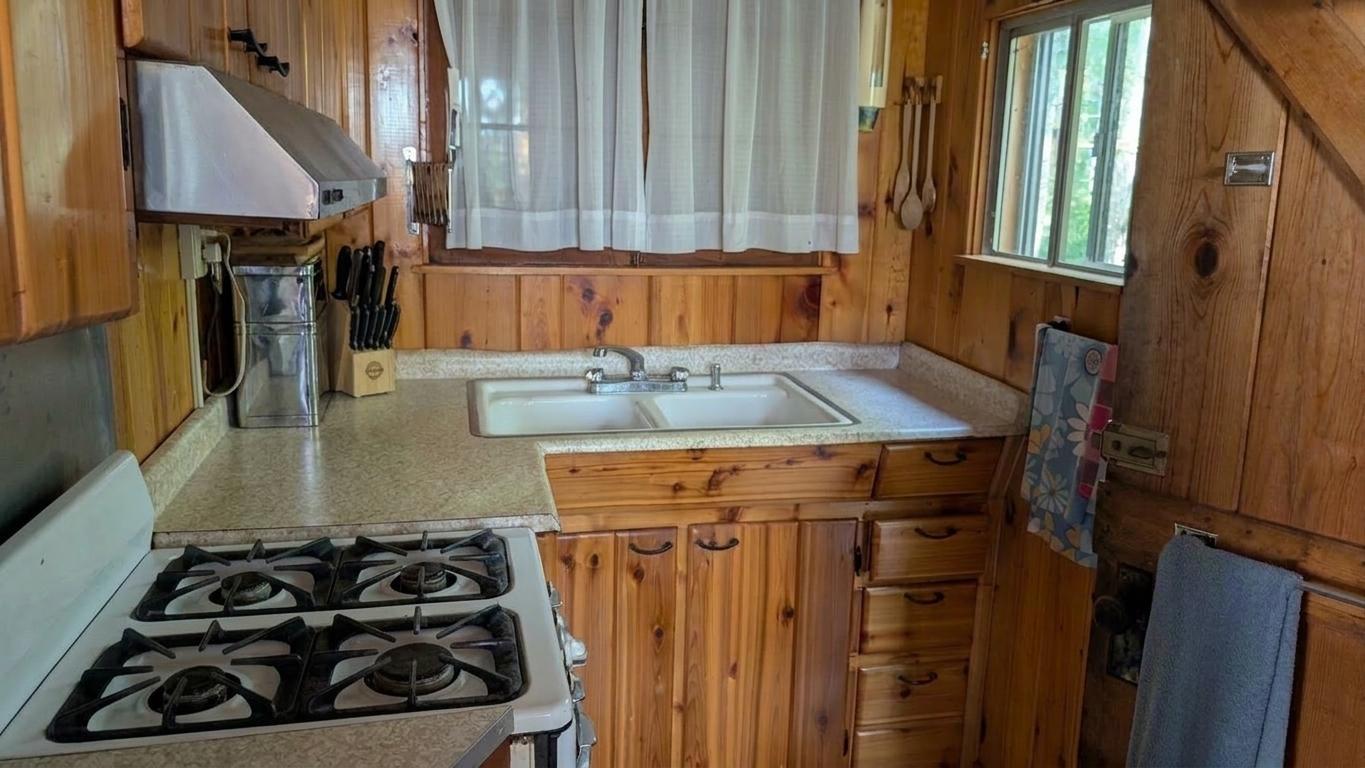7952 Highway 24 Property Photo 24