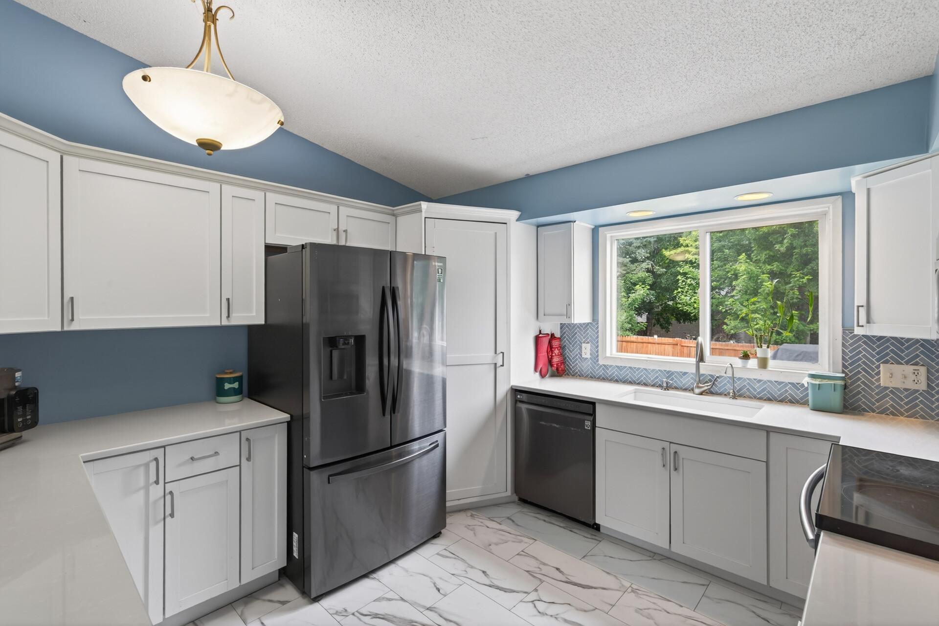 8522 Darnel Road Property Photo 1