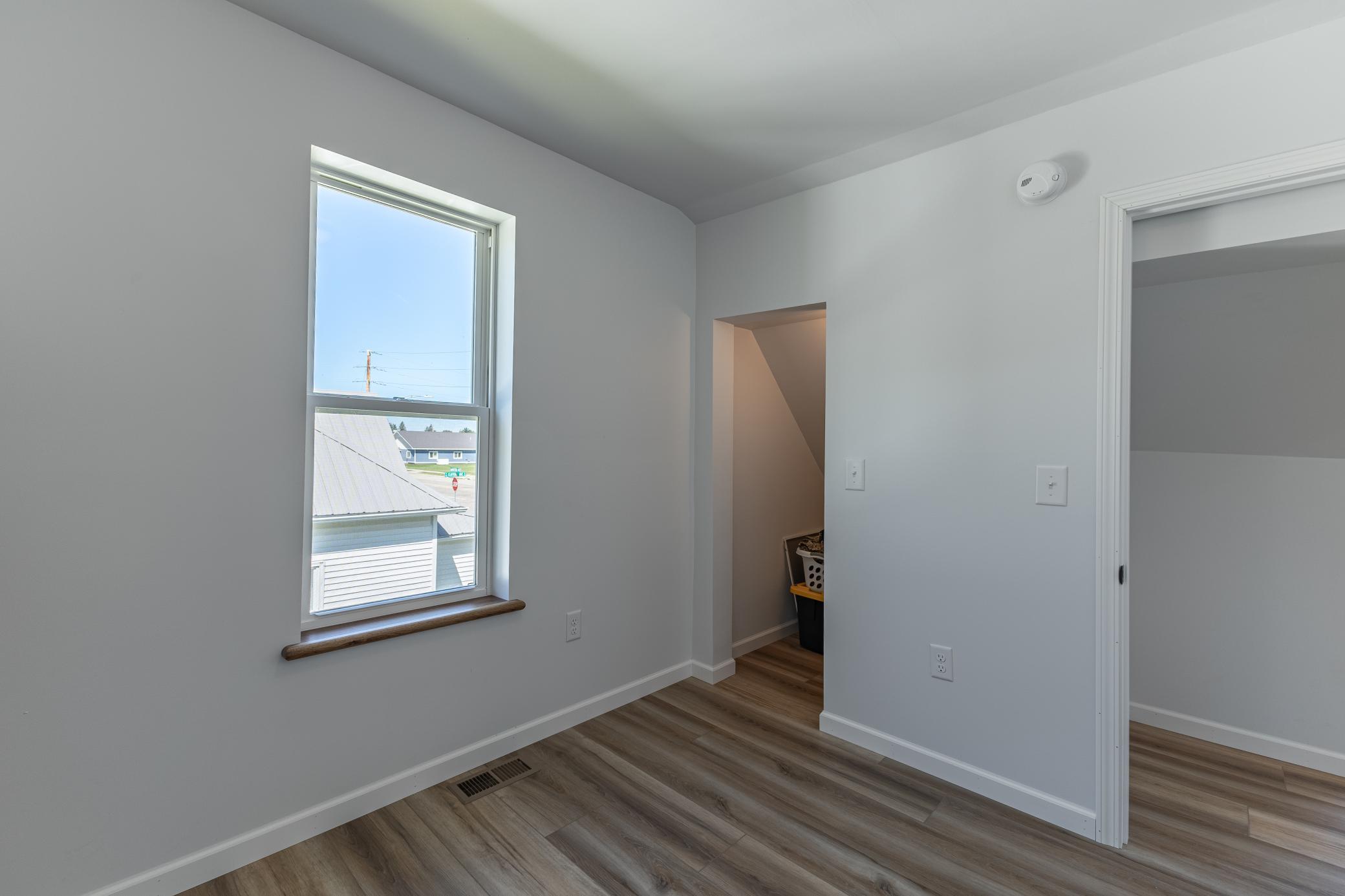 313 Minnesota Avenue E Property Photo 19