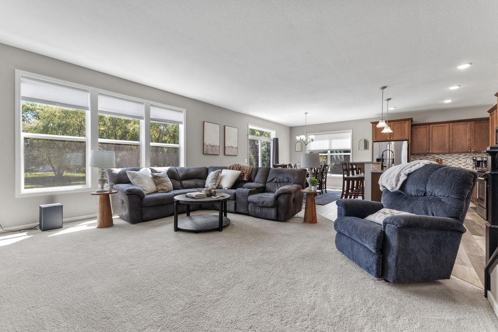 4596 Landings Way Property Photo 11