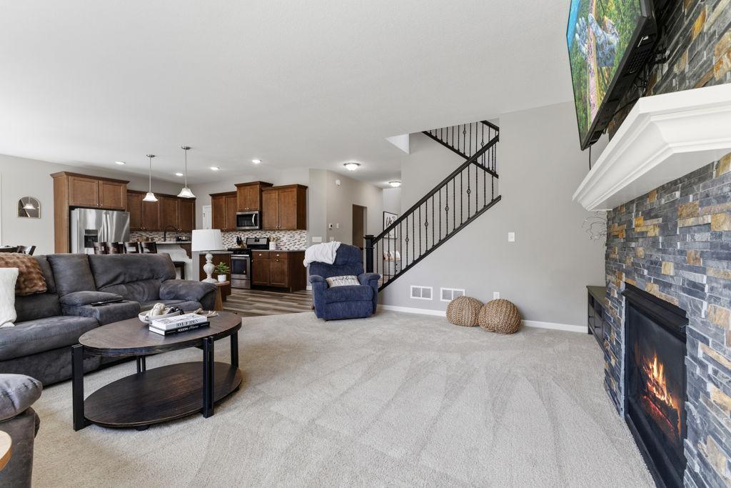 4596 Landings Way Property Photo 12