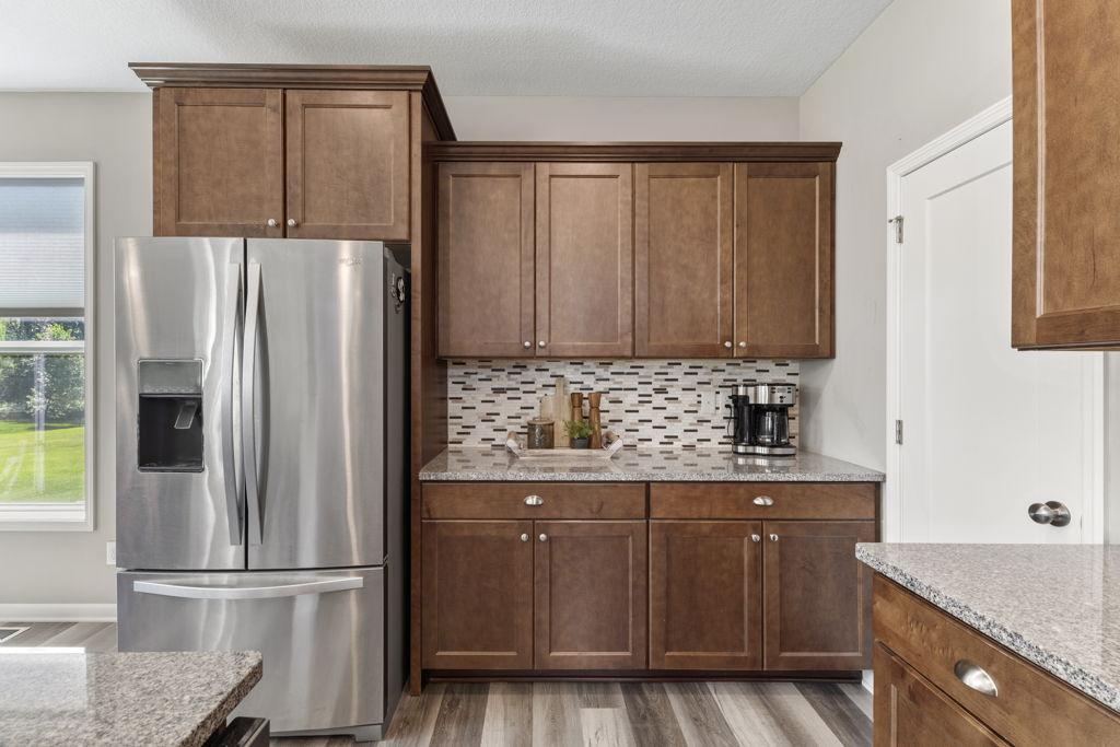 4596 Landings Way Property Photo 16