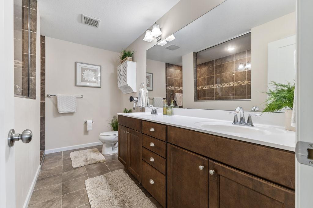 4596 Landings Way Property Photo 28