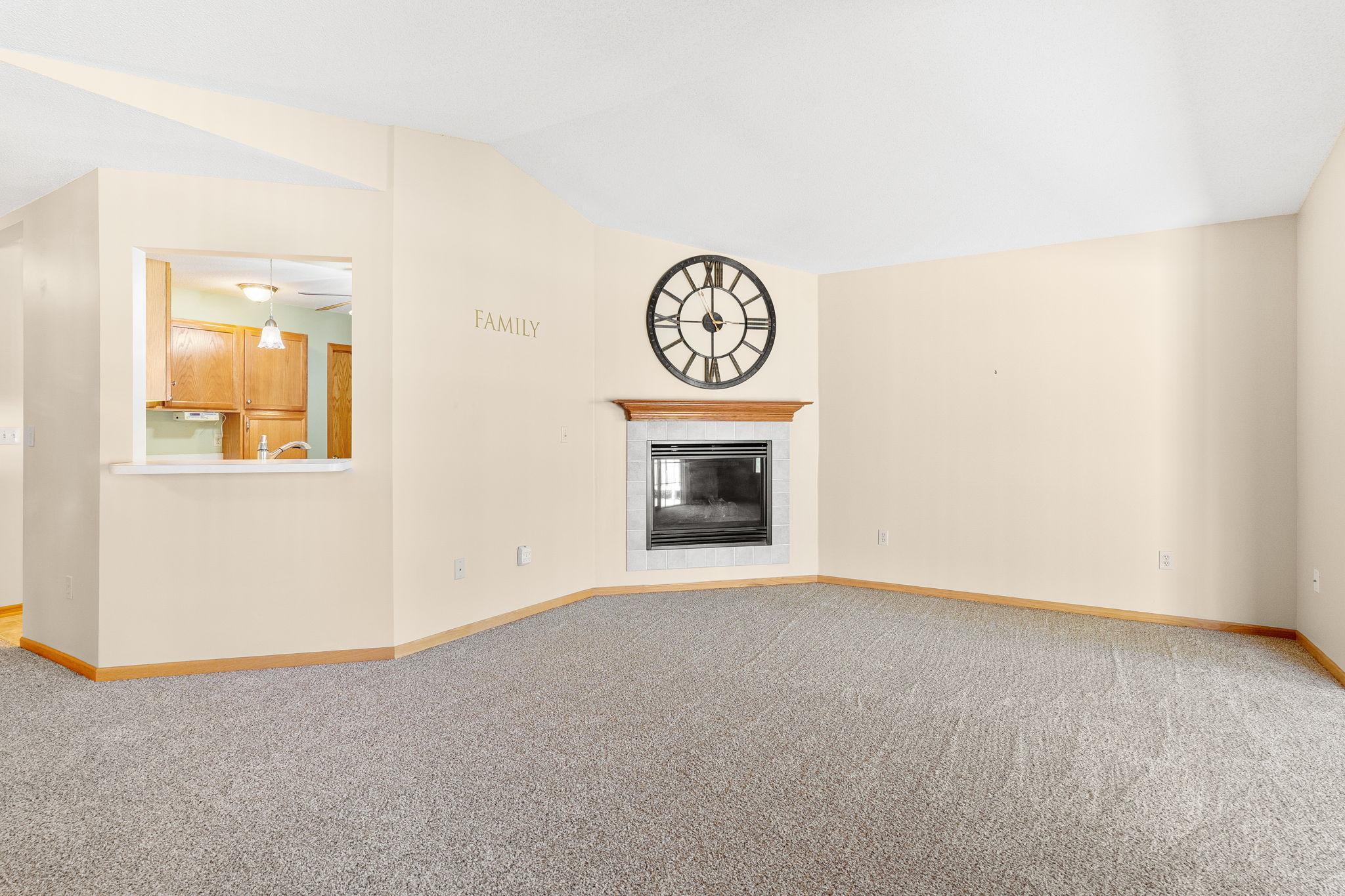 2100 Burr Oak Dr Lane B Property Photo 10