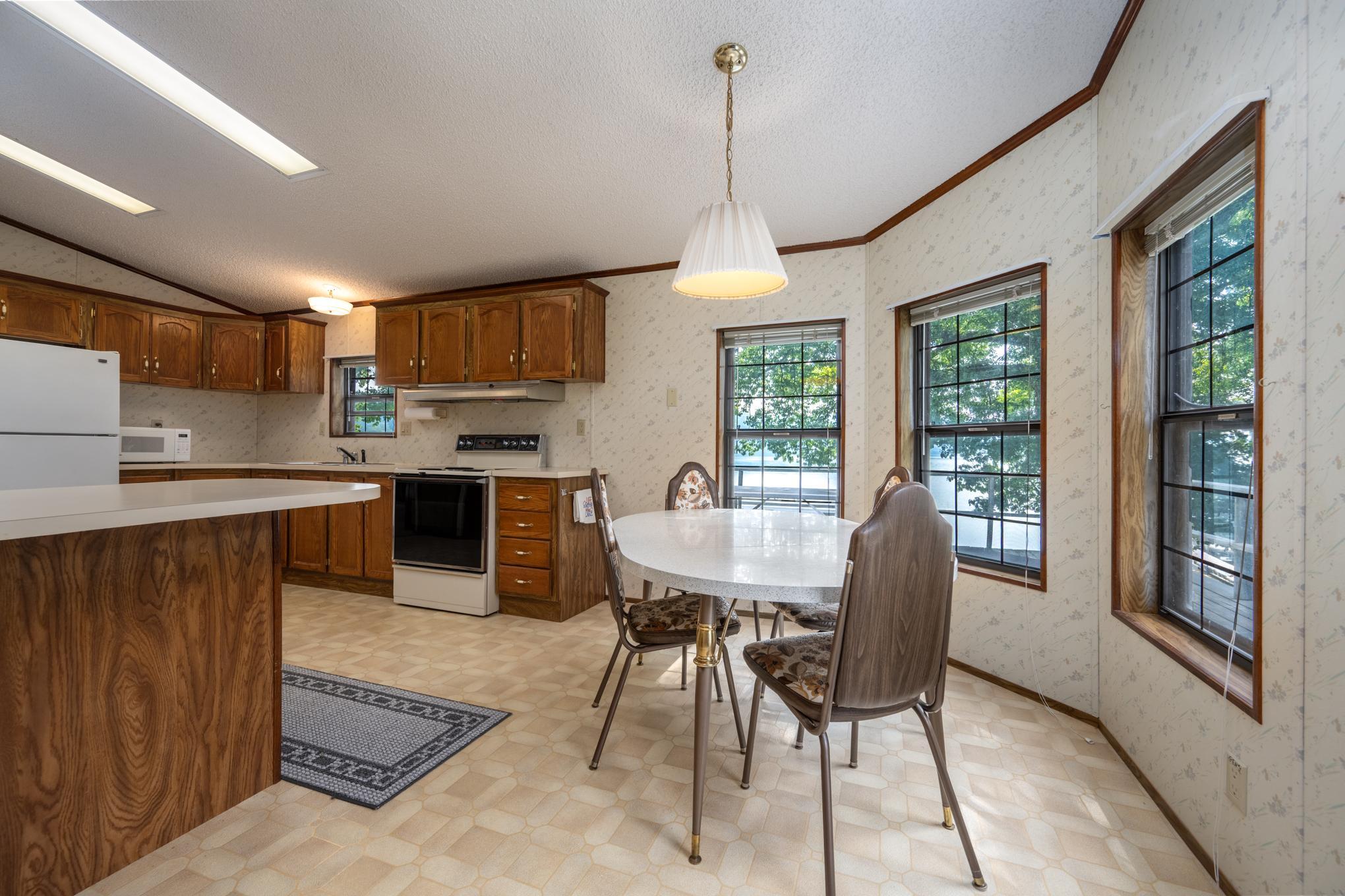 1602 168 Street Property Photo 4